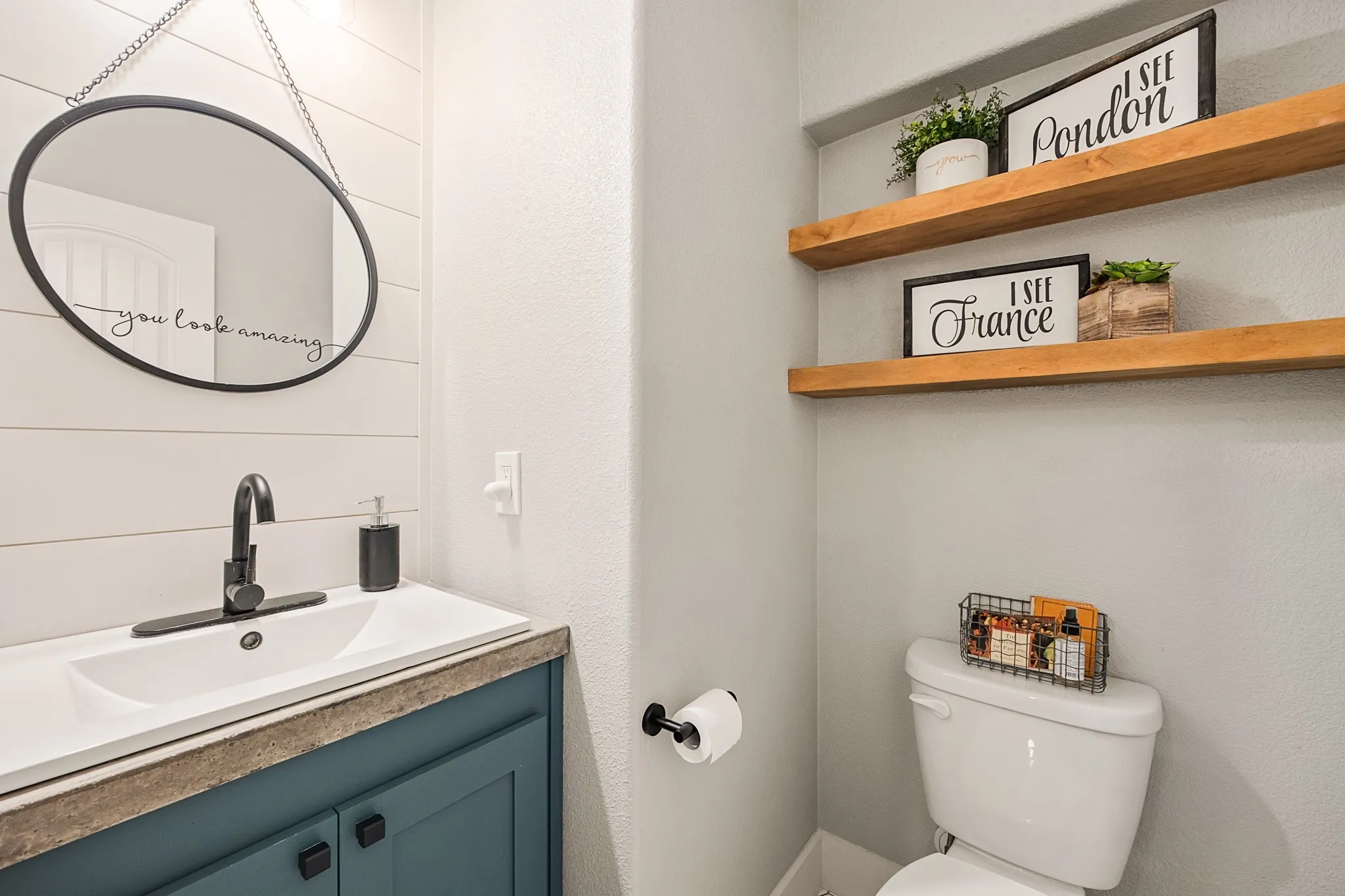 Single Family Residence For Sale in Hunt County , 1228 Land Oak Road, Royse City, Texas 75189, 4 Bedroom, 3 Bathroom, 2 Garage spaces, 2,077 Sqft, built in 2016, mls#21314502, Real Estate Agent in Royse City, Homes For Sale in Hunt county, Homes For Sale in Royse City, Realtor in Royse City Texas, Real Estate Brokerage Independent Realty Texas, Luminita Cordes Realtor