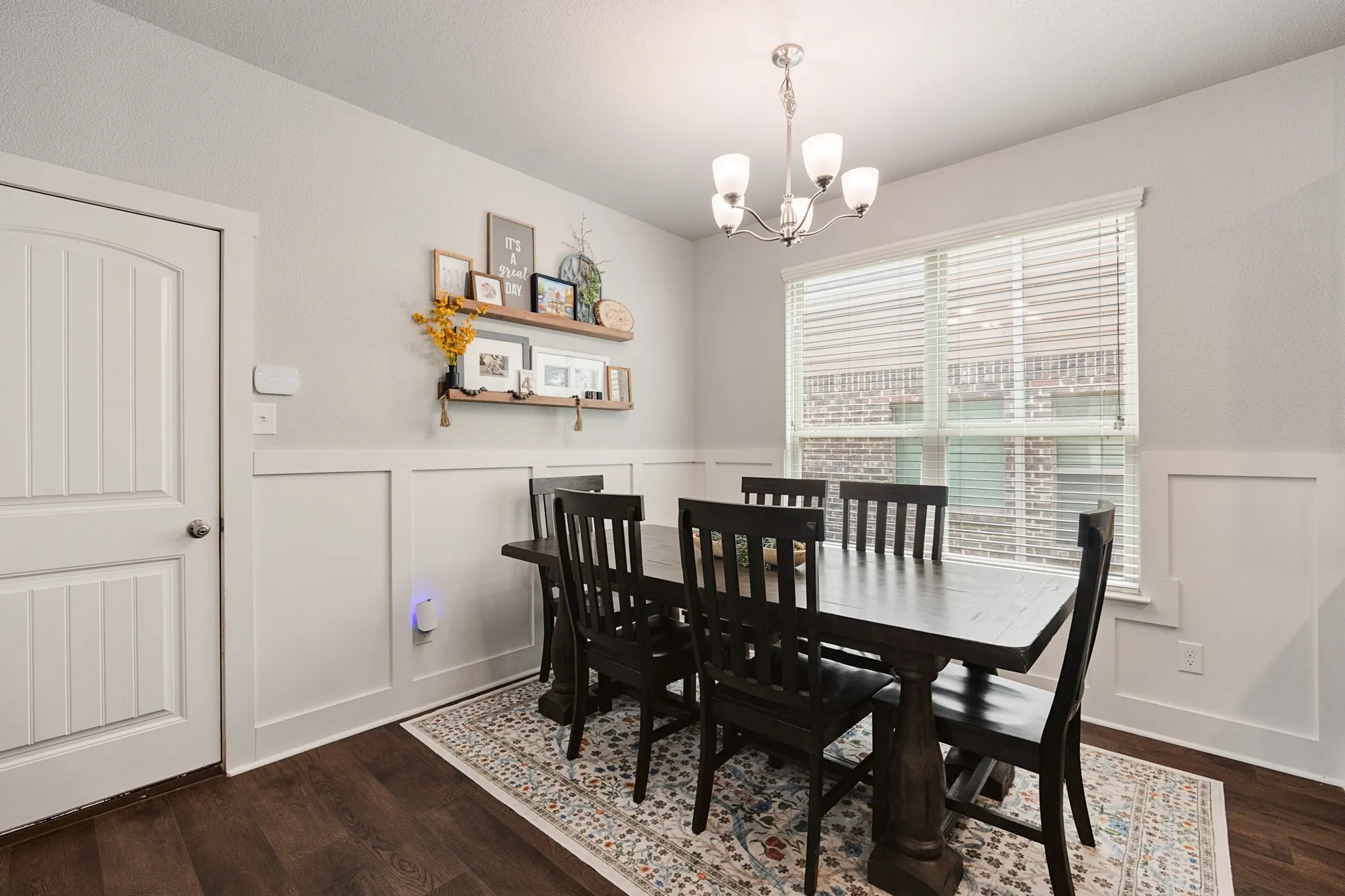 Single Family Residence For Sale in Hunt County , 1228 Land Oak Road, Royse City, Texas 75189, 4 Bedroom, 3 Bathroom, 2 Garage spaces, 2,077 Sqft, built in 2016, mls#21314502, Real Estate Agent in Royse City, Homes For Sale in Hunt county, Homes For Sale in Royse City, Realtor in Royse City Texas, Real Estate Brokerage Independent Realty Texas, Luminita Cordes Realtor