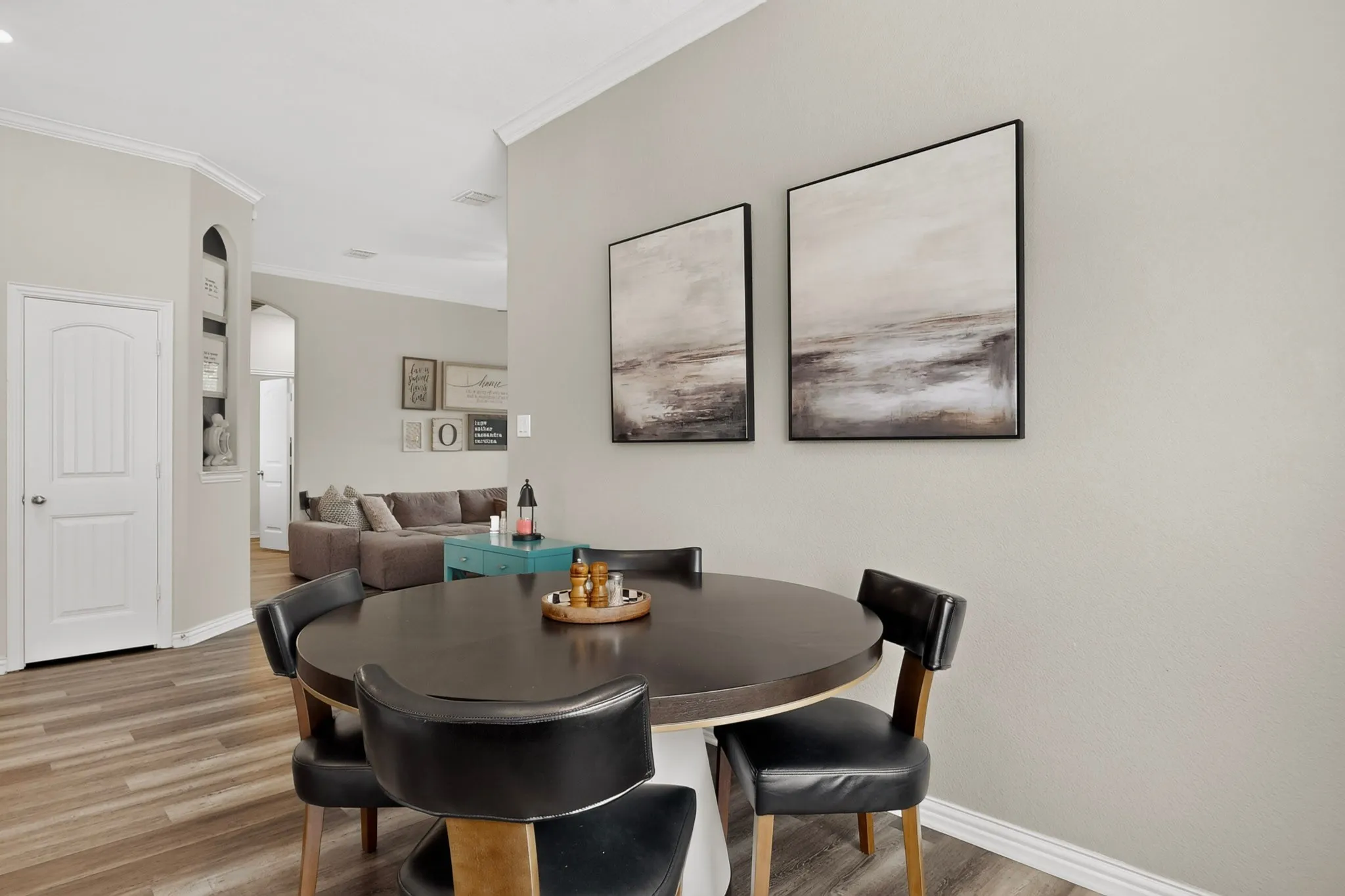 Single Family Residence For Sale in Rockwall County , 208 Baldwin Drive, Fate, Texas 75189, 3 Bedroom, 2 Bathroom, 2 Garage spaces, 1,856 Sqft, built in 2016, mls#21313424, Real Estate Agent in Fate, Homes For Sale in Rockwall county, Homes For Sale in Fate, Realtor in Fate Texas, Real Estate Brokerage Independent Realty Texas, Luminita Cordes Realtor