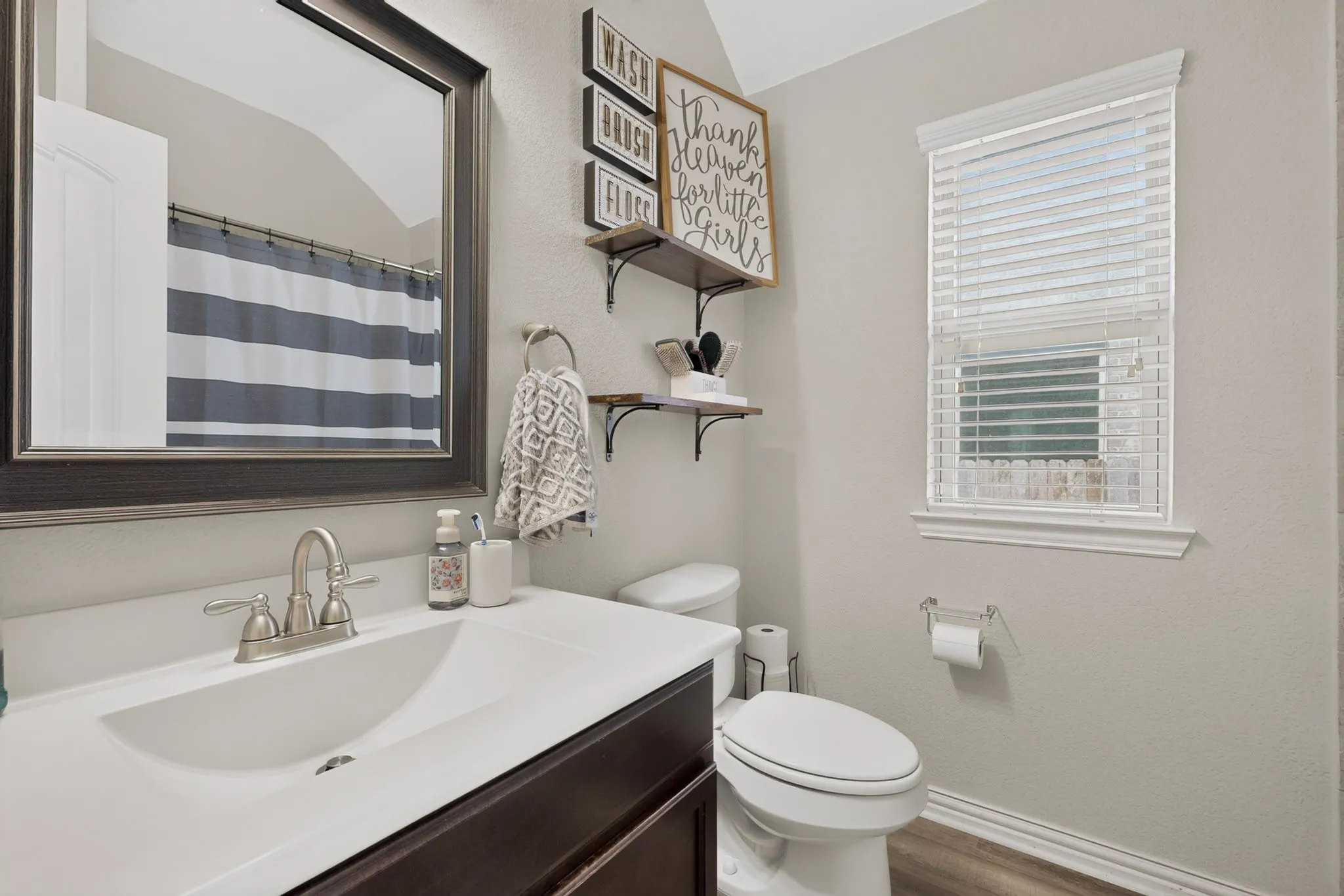 Single Family Residence For Sale in Rockwall County , 208 Baldwin Drive, Fate, Texas 75189, 3 Bedroom, 2 Bathroom, 2 Garage spaces, 1,856 Sqft, built in 2016, mls#21313424, Real Estate Agent in Fate, Homes For Sale in Rockwall county, Homes For Sale in Fate, Realtor in Fate Texas, Real Estate Brokerage Independent Realty Texas, Luminita Cordes Realtor