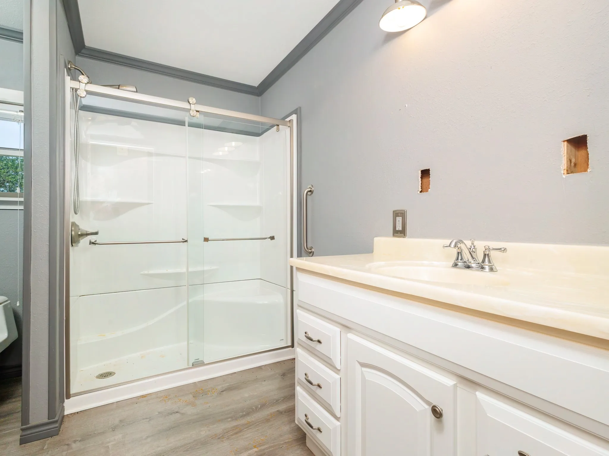 Mobile Home For Sale in Brown County , 13601 Highway 377 S, Brookesmith, Texas 76827, 3 Bedrooms, 2 Bathrooms, Garage spaces, 2,400 Sqft, built in 0, Price $430,000, mls#21295754, Real Estate Agent in Brookesmith, Homes For Sale in Brown county, Homes For Sale in Brookesmith, Realtor in Brookesmith Texas, Real Estate Brokerage Independent Realty Texas, Luminita Cordes Realtor