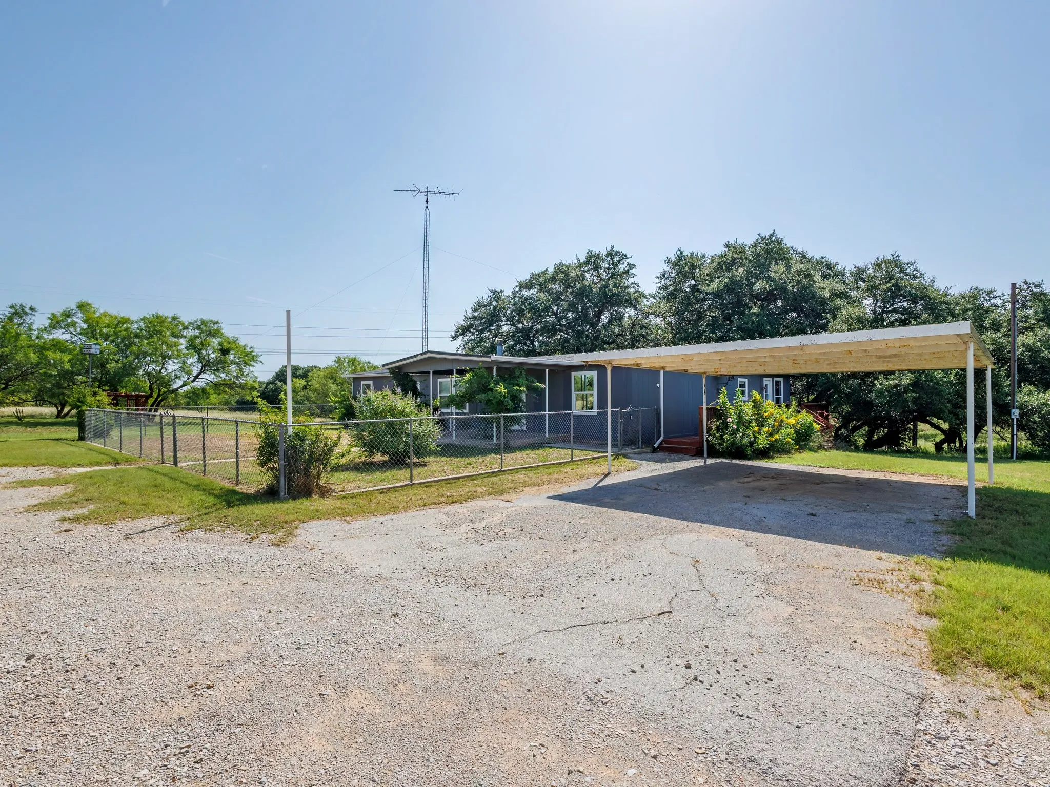 Mobile Home For Sale in Brown County , 13601 Highway 377 S, Brookesmith, Texas 76827, 3 Bedrooms, 2 Bathrooms, Garage spaces, 2,400 Sqft, built in 0, Price $430,000, mls#21295754, Real Estate Agent in Brookesmith, Homes For Sale in Brown county, Homes For Sale in Brookesmith, Realtor in Brookesmith Texas, Real Estate Brokerage Independent Realty Texas, Luminita Cordes Realtor