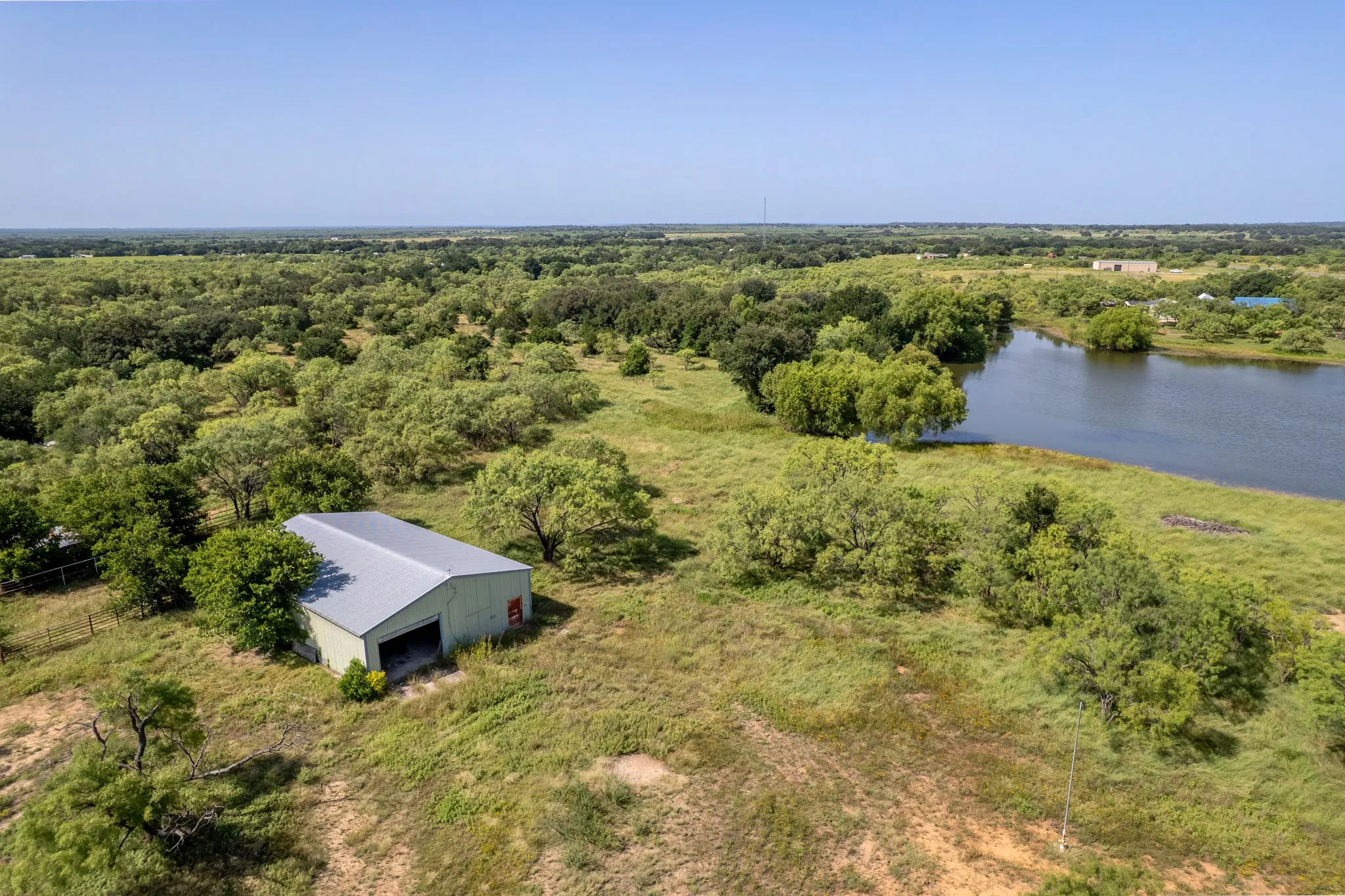 Mobile Home For Sale in Brown County , 13601 Highway 377 S, Brookesmith, Texas 76827, 3 Bedrooms, 2 Bathrooms, Garage spaces, 2,400 Sqft, built in 0, Price $430,000, mls#21295754, Real Estate Agent in Brookesmith, Homes For Sale in Brown county, Homes For Sale in Brookesmith, Realtor in Brookesmith Texas, Real Estate Brokerage Independent Realty Texas, Luminita Cordes Realtor