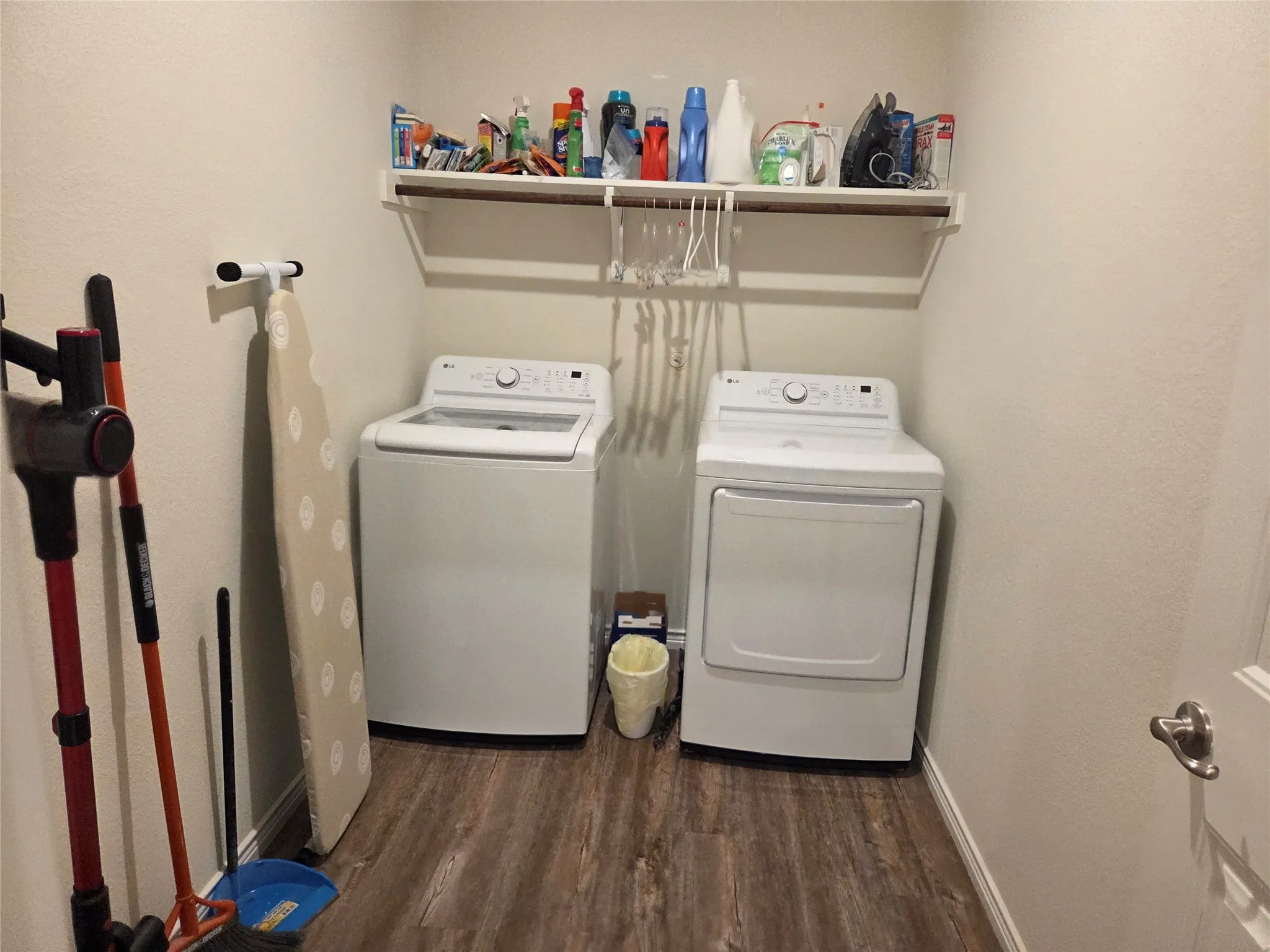 Single Family Residence For Sale in Denton County , 2453 Larimar Drive, Little Elm, Texas 76227, 3 Bedroom, 2 Bathroom, 2 Garage spaces, 1,523 Sqft, built in 2018, mls#21314536, Real Estate Agent in Little Elm, Homes For Sale in Denton county, Homes For Sale in Little Elm, Realtor in Little Elm Texas, Real Estate Brokerage Independent Realty Texas, Luminita Cordes Realtor