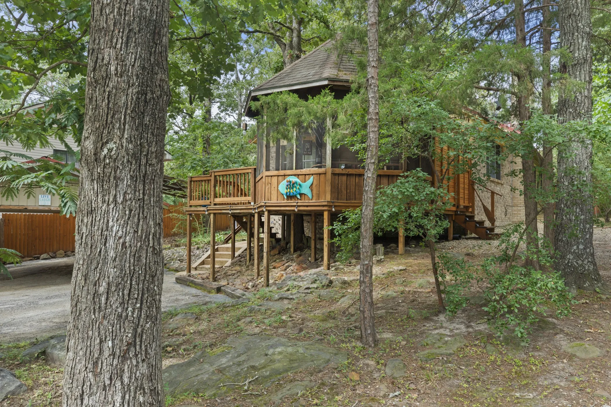 Single Family Residence For Sale in Wood County , 1443 County Road 3440, Hawkins, Texas 75765, 2 Bedroom, 3 Bathroom, 4 Garage spaces, 1,275 Sqft, built in 1975, mls#21314537, Real Estate Agent in Hawkins, Homes For Sale in Wood county, Homes For Sale in Hawkins, Realtor in Hawkins Texas, Real Estate Brokerage Independent Realty Texas, Luminita Cordes Realtor