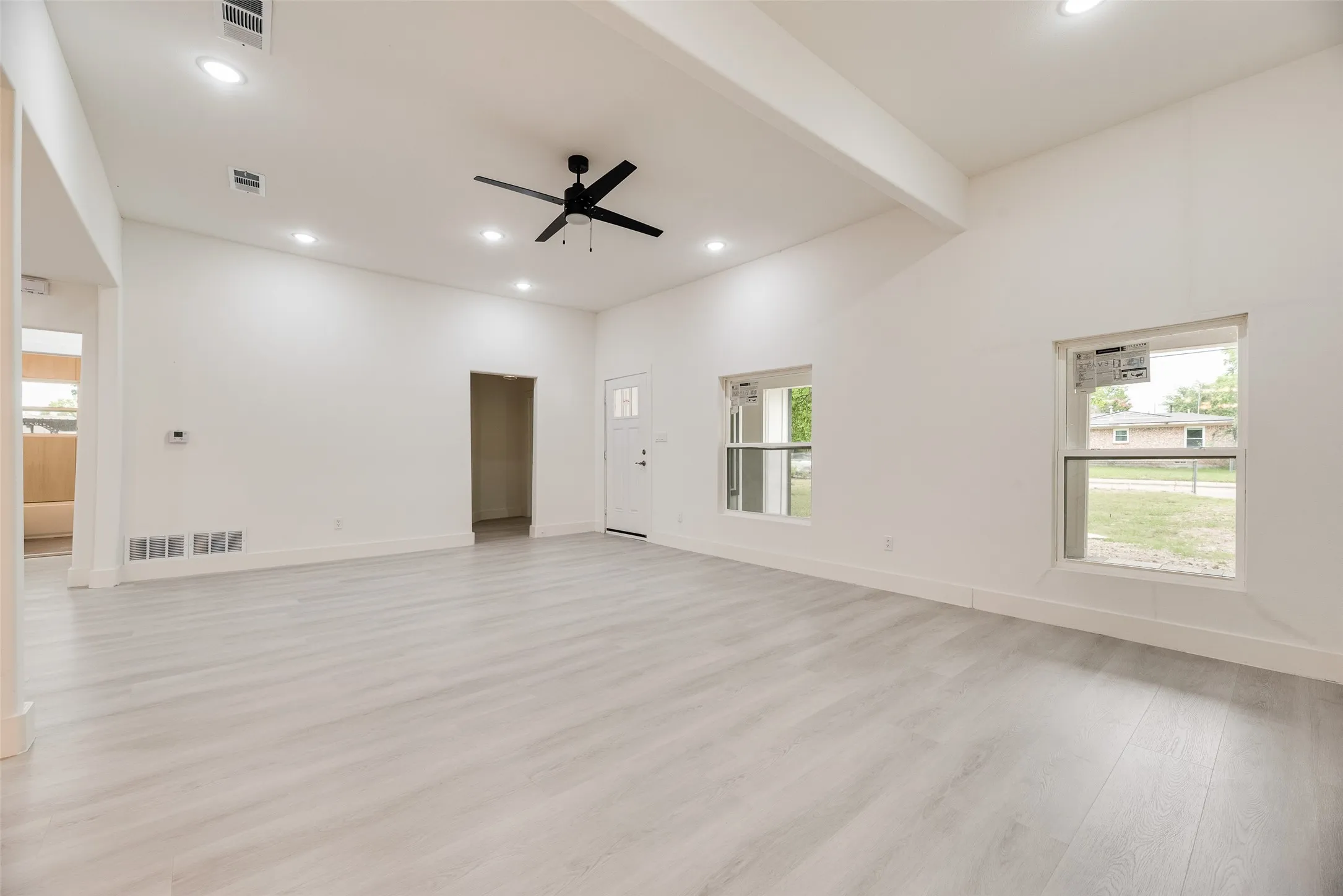 Single Family Residence For Sale in Dallas County , 302 Newsom Road, Mesquite, Texas 75149, 4 Bedroom, 2 Bathroom, Garage spaces, 1,919 Sqft, built in 1920, mls#21314220, Real Estate Agent in Mesquite, Homes For Sale in Dallas county, Homes For Sale in Mesquite, Realtor in Mesquite Texas, Real Estate Brokerage Independent Realty Texas, Luminita Cordes Realtor