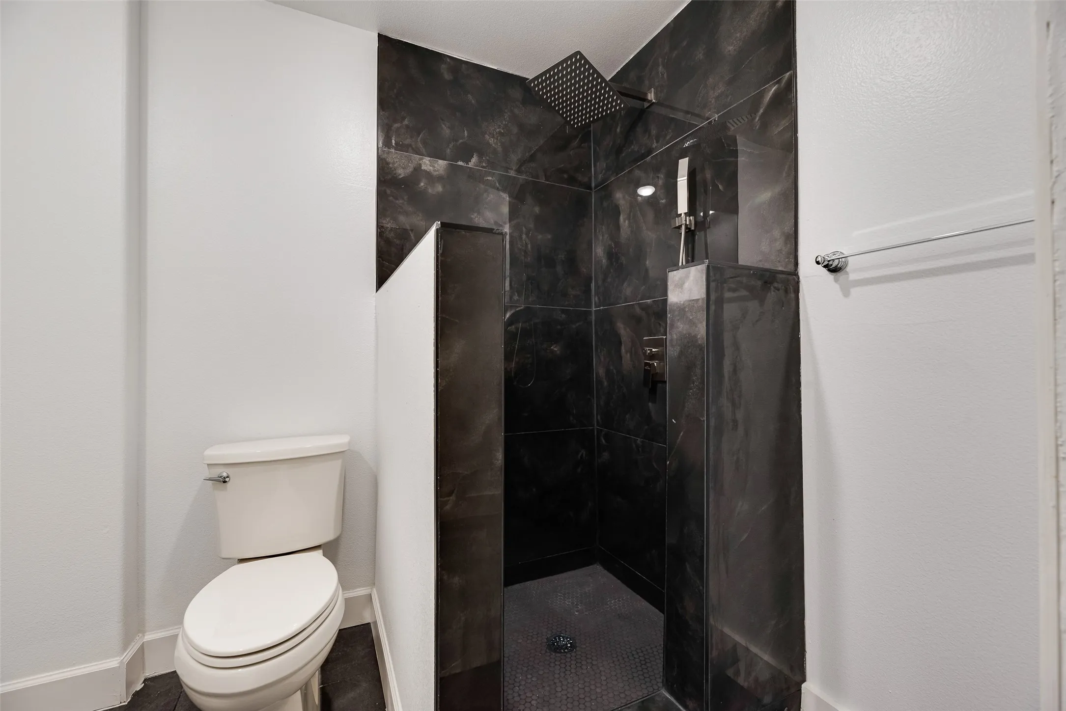 Single Family Residence For Sale in Dallas County , 302 Newsom Road, Mesquite, Texas 75149, 4 Bedroom, 2 Bathroom, Garage spaces, 1,919 Sqft, built in 1920, mls#21314220, Real Estate Agent in Mesquite, Homes For Sale in Dallas county, Homes For Sale in Mesquite, Realtor in Mesquite Texas, Real Estate Brokerage Independent Realty Texas, Luminita Cordes Realtor