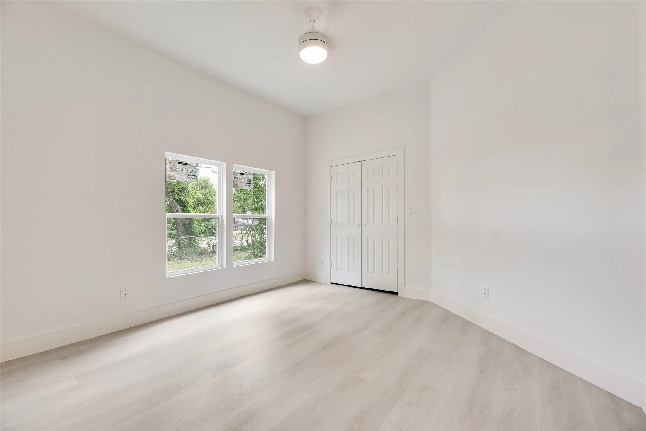 Single Family Residence For Sale in Dallas County , 302 Newsom Road, Mesquite, Texas 75149, 4 Bedroom, 2 Bathroom, Garage spaces, 1,919 Sqft, built in 1920, mls#21314220, Real Estate Agent in Mesquite, Homes For Sale in Dallas county, Homes For Sale in Mesquite, Realtor in Mesquite Texas, Real Estate Brokerage Independent Realty Texas, Luminita Cordes Realtor