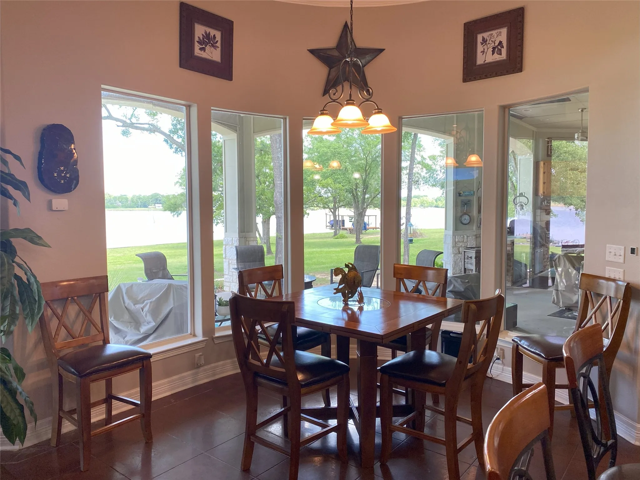 Single Family Residence For Sale in Limestone County , 405 Lcr 737, Thornton, Texas 76687, 3 Bedroom, 4 Bathroom, 2 Garage spaces, 3,237 Sqft, built in 2009, mls#21313571, Real Estate Agent in Thornton, Homes For Sale in Limestone county, Homes For Sale in Thornton, Realtor in Thornton Texas, Real Estate Brokerage Independent Realty Texas, Luminita Cordes Realtor