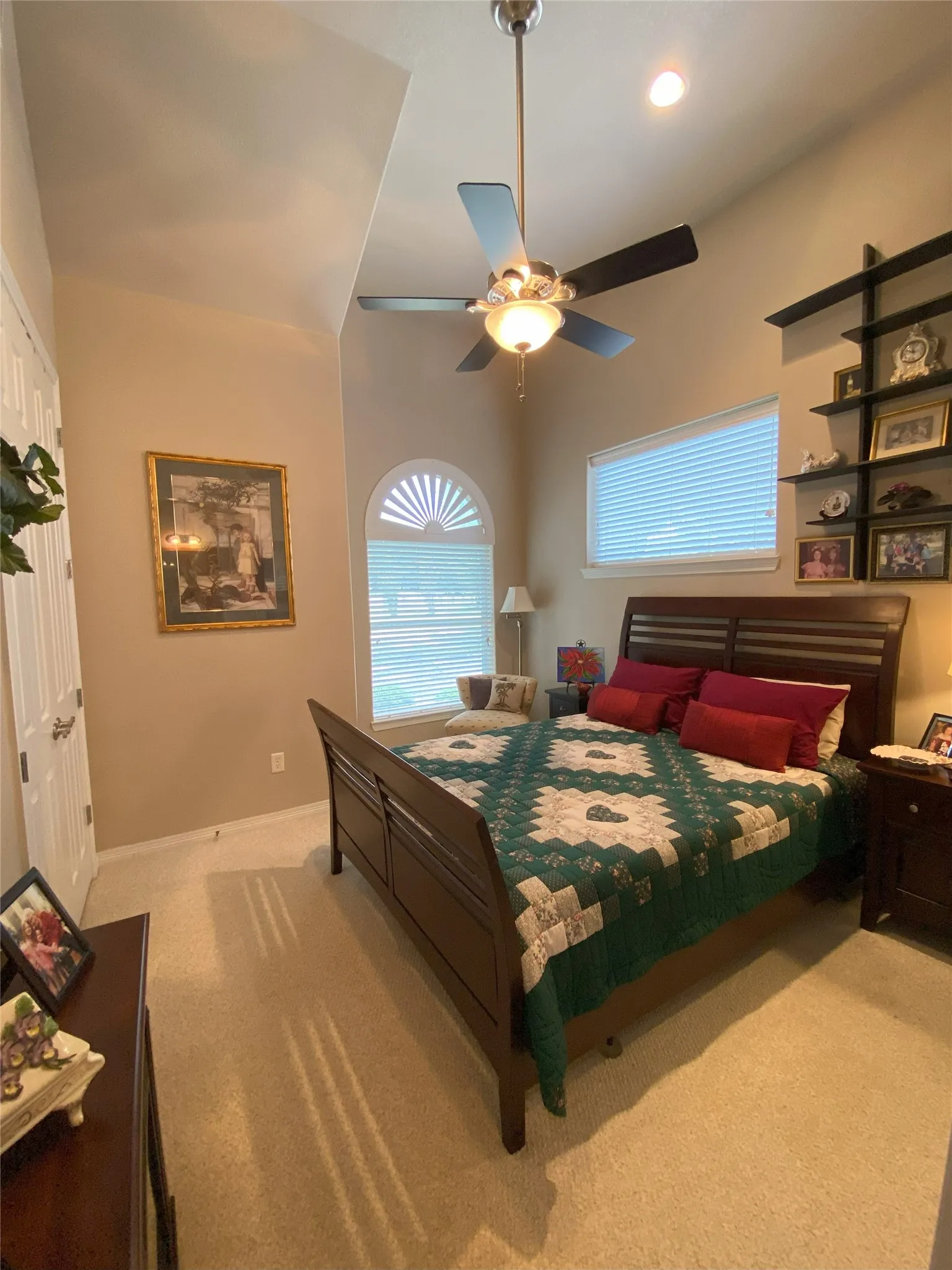 Single Family Residence For Sale in Limestone County , 405 Lcr 737, Thornton, Texas 76687, 3 Bedroom, 4 Bathroom, 2 Garage spaces, 3,237 Sqft, built in 2009, mls#21313571, Real Estate Agent in Thornton, Homes For Sale in Limestone county, Homes For Sale in Thornton, Realtor in Thornton Texas, Real Estate Brokerage Independent Realty Texas, Luminita Cordes Realtor