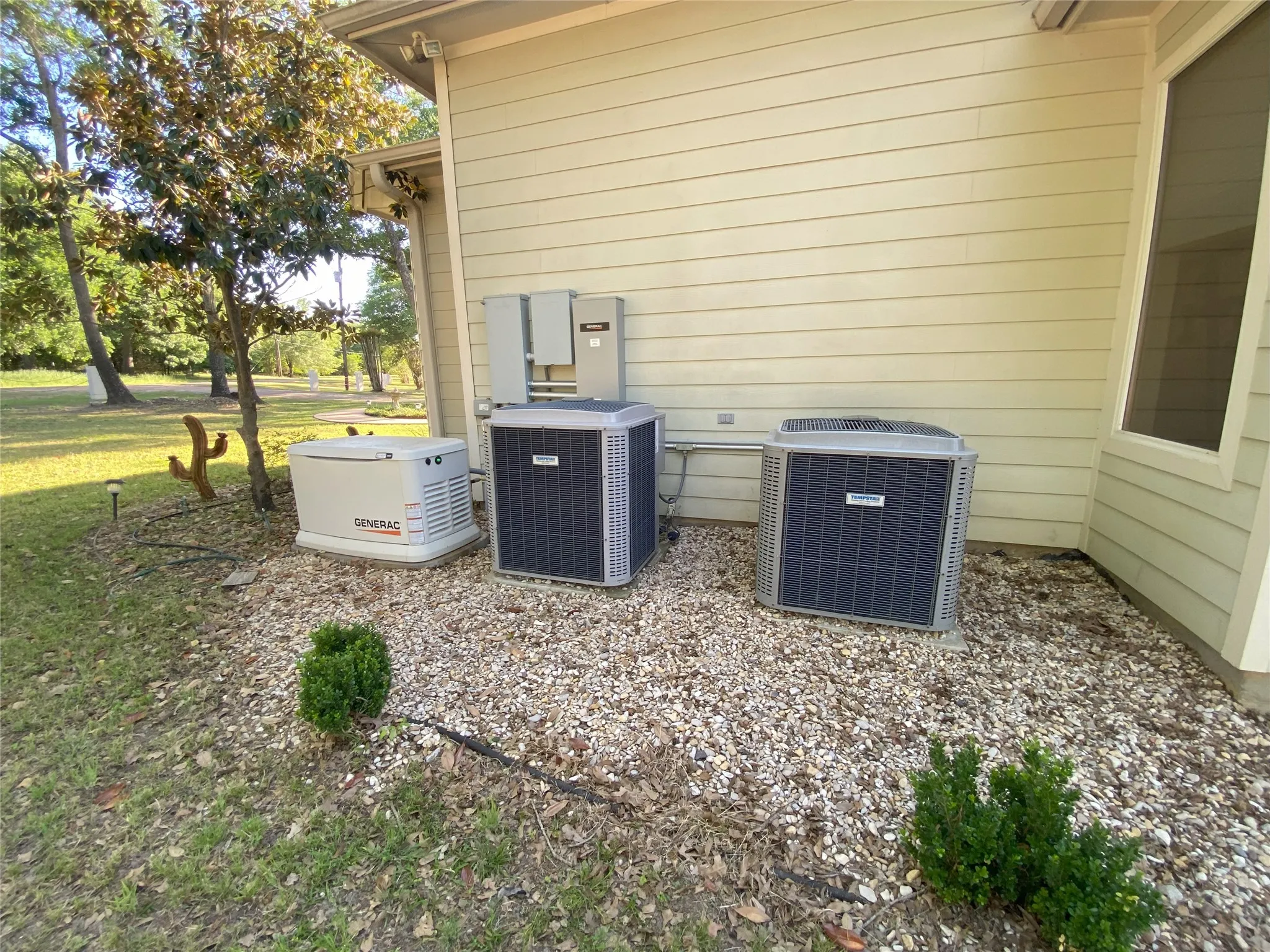 Single Family Residence For Sale in Limestone County , 405 Lcr 737, Thornton, Texas 76687, 3 Bedroom, 4 Bathroom, 2 Garage spaces, 3,237 Sqft, built in 2009, mls#21313571, Real Estate Agent in Thornton, Homes For Sale in Limestone county, Homes For Sale in Thornton, Realtor in Thornton Texas, Real Estate Brokerage Independent Realty Texas, Luminita Cordes Realtor