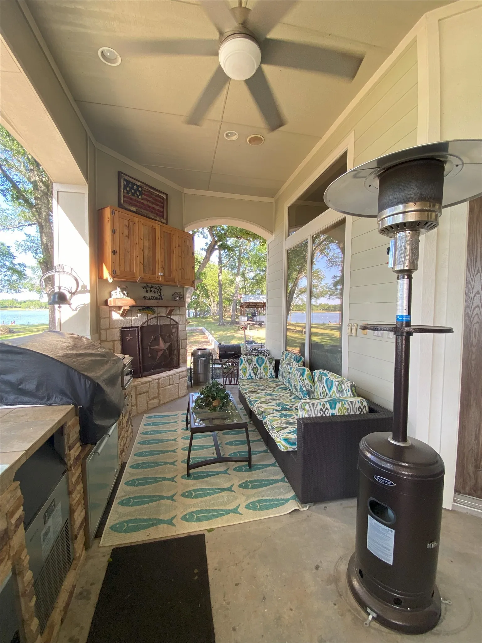 Single Family Residence For Sale in Limestone County , 405 Lcr 737, Thornton, Texas 76687, 3 Bedroom, 4 Bathroom, 2 Garage spaces, 3,237 Sqft, built in 2009, mls#21313571, Real Estate Agent in Thornton, Homes For Sale in Limestone county, Homes For Sale in Thornton, Realtor in Thornton Texas, Real Estate Brokerage Independent Realty Texas, Luminita Cordes Realtor