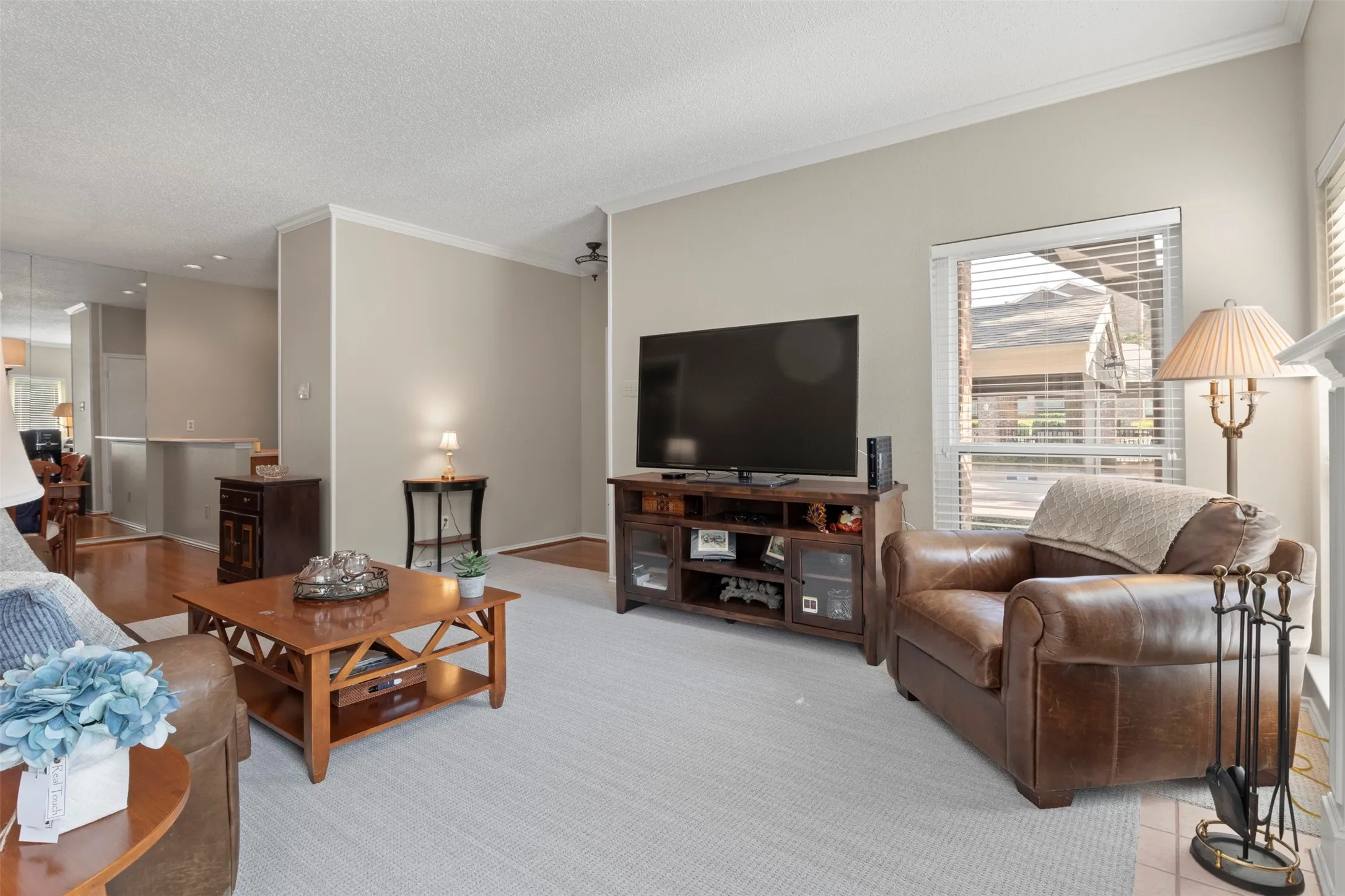 Condominium For Sale in Collin County , 5859 Frankford Road 1101, Dallas, Texas 75252, 2 Bedroom, 2 Bathroom, Garage spaces, 1,124 Sqft, built in 1985, mls#21296422, Real Estate Agent in Dallas, Homes For Sale in Collin county, Homes For Sale in Dallas, Realtor in Dallas Texas, Real Estate Brokerage Independent Realty Texas, Luminita Cordes Realtor