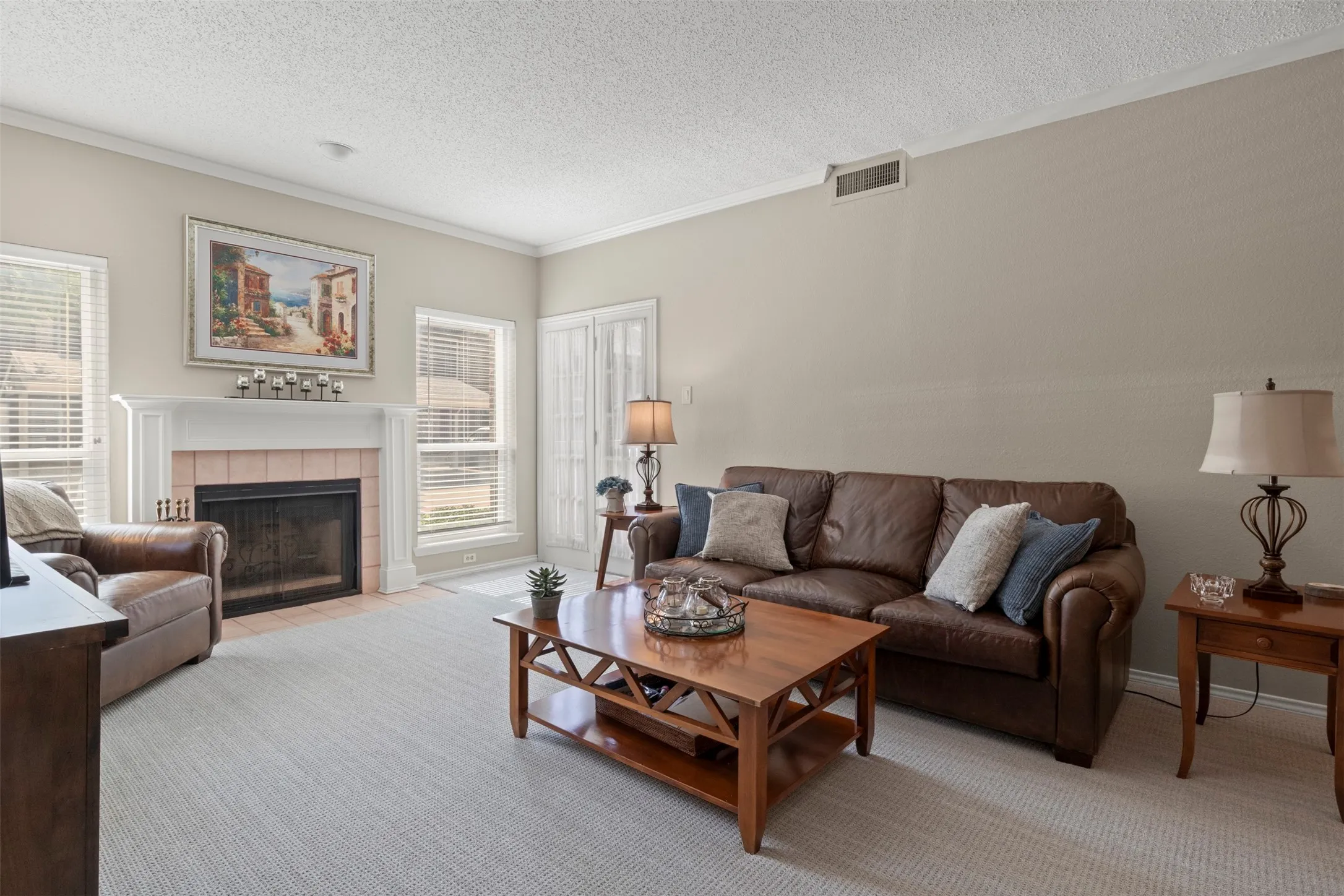 Condominium For Sale in Collin County , 5859 Frankford Road 1101, Dallas, Texas 75252, 2 Bedroom, 2 Bathroom, Garage spaces, 1,124 Sqft, built in 1985, mls#21296422, Real Estate Agent in Dallas, Homes For Sale in Collin county, Homes For Sale in Dallas, Realtor in Dallas Texas, Real Estate Brokerage Independent Realty Texas, Luminita Cordes Realtor