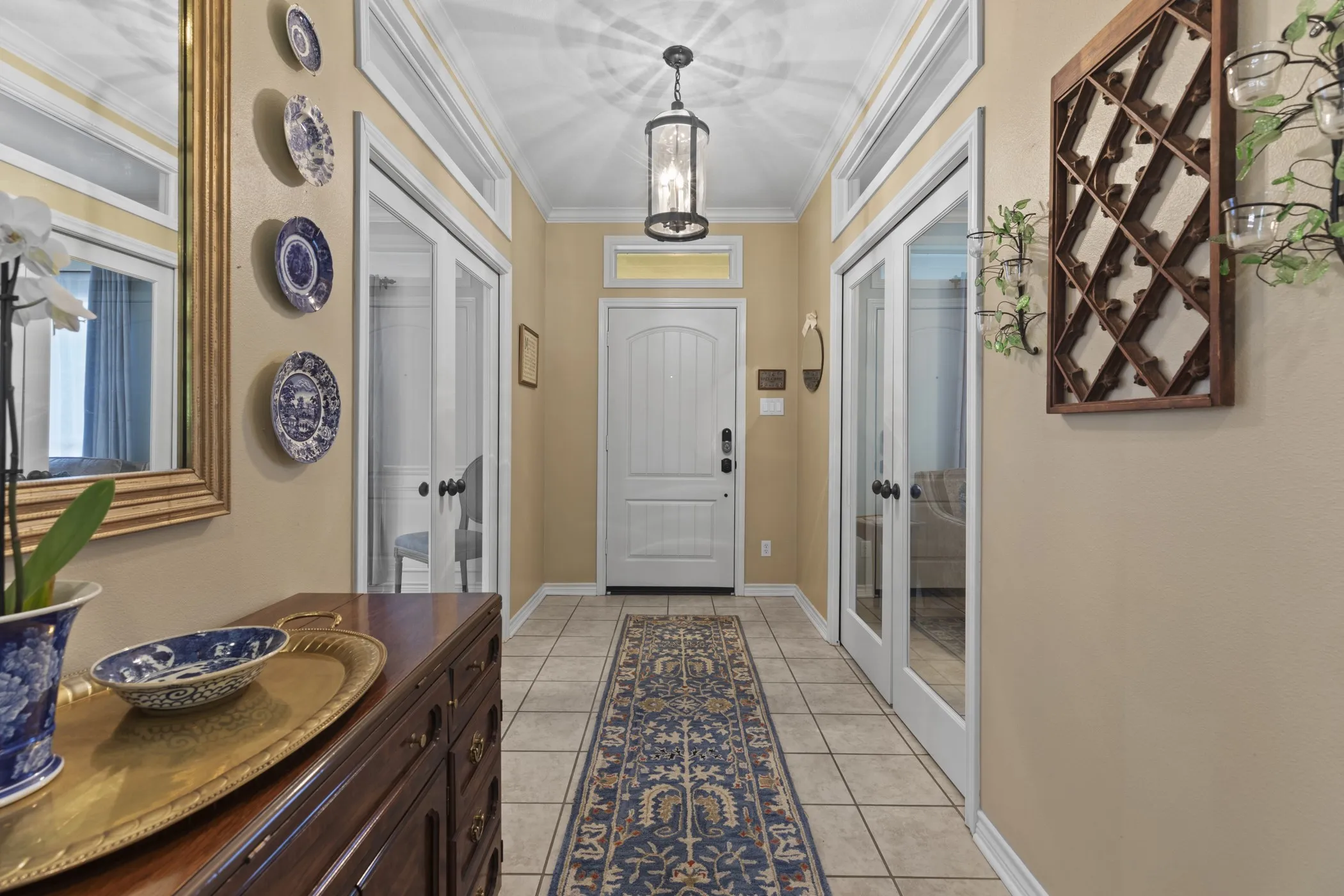 Single Family Residence For Sale in Smith County , 16702 Meadow Crest Drive, Lindale, Texas 75771, 4 Bedroom, 3 Bathroom, 2 Garage spaces, 2,769 Sqft, built in 2004, mls#21314552, Real Estate Agent in Lindale, Homes For Sale in Smith county, Homes For Sale in Lindale, Realtor in Lindale Texas, Real Estate Brokerage Independent Realty Texas, Luminita Cordes Realtor