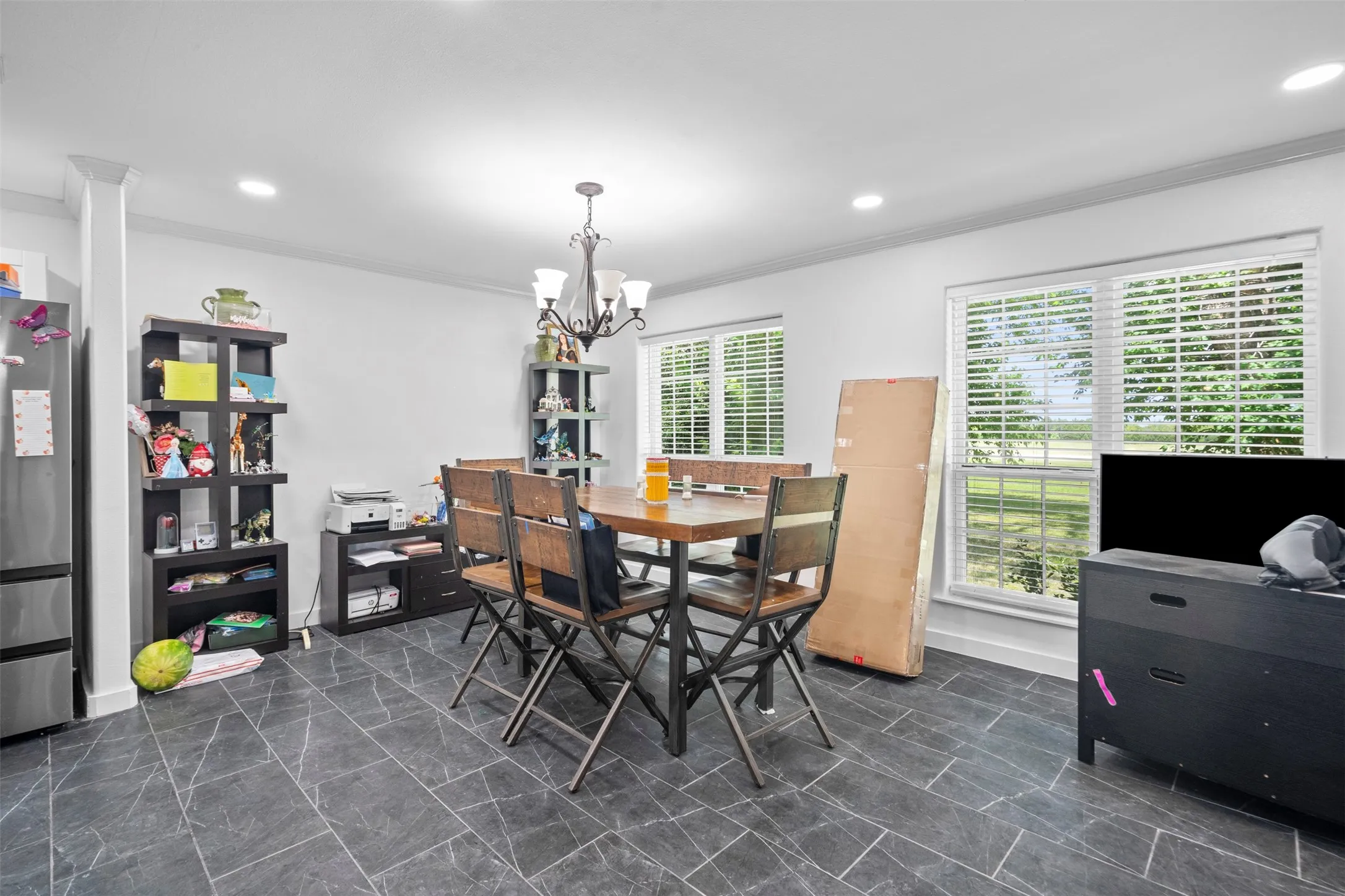 Single Family Residence For Sale in Dallas County , 1112 W Pleasant Run Road, De Soto, Texas 75115, 4 Bedroom, 4 Bathroom, Garage spaces, 2,495 Sqft, built in 1972, mls#21314573, Real Estate Agent in De Soto, Homes For Sale in Dallas county, Homes For Sale in De Soto, Realtor in De Soto Texas, Real Estate Brokerage Independent Realty Texas, Luminita Cordes Realtor