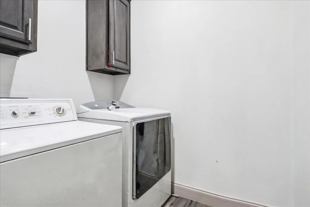 Single Family Residence For Sale in Johnson County , 206 N Wood Street, Cleburne, Texas 76033, 4 Bedroom, 2 Bathroom, Garage spaces, 1,620 Sqft, built in 1920, Price $248,000, mls#21314582, Real Estate Agent in Cleburne, Homes For Sale in Johnson county, Homes For Sale in Cleburne, Realtor in Cleburne Texas, Real Estate Brokerage Independent Realty Texas, Luminita Cordes Realtor