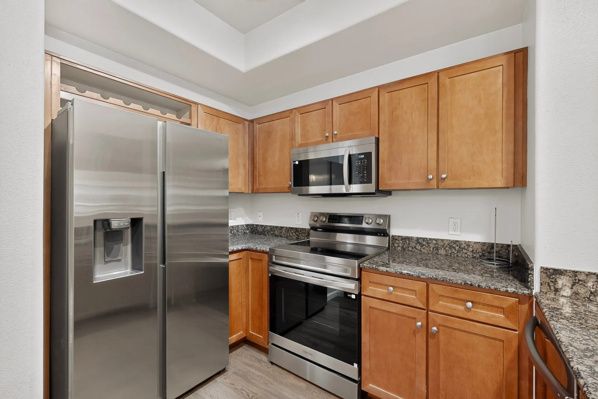 Condominium For Rent in Dallas County , 330 Las Colinas Boulevard E 170, Irving, Texas 75039, 1 Bedroom, 1 Bathroom, 1 Garage spaces, 813 Sqft, built in 2001, mls#21314576, Real Estate Agent in Irving, Homes For Rent in Dallas county, Homes For Rent in Irving, Realtor in Irving Texas, Real Estate Brokerage Independent Realty Texas, Luminita Cordes Realtor