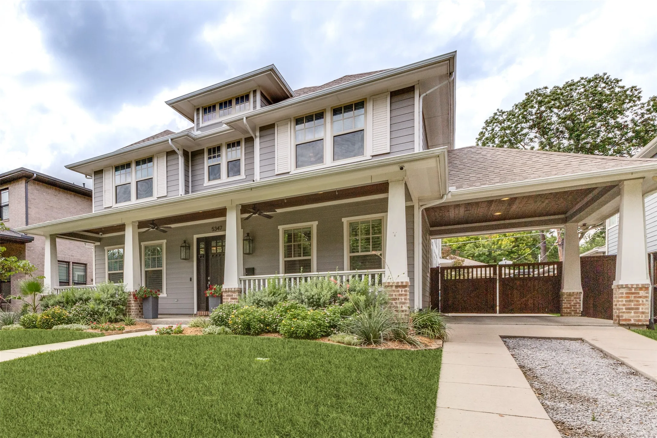 Single Family Residence For Sale in Dallas County , 5347 Miller Avenue, Dallas, Texas 75206, 4 Bedroom, 6 Bathroom, 2 Garage spaces, 4,655 Sqft, built in 2016, mls#21314546, Real Estate Agent in Dallas, Homes For Sale in Dallas county, Homes For Sale in Dallas, Realtor in Dallas Texas, Real Estate Brokerage Independent Realty Texas, Luminita Cordes Realtor