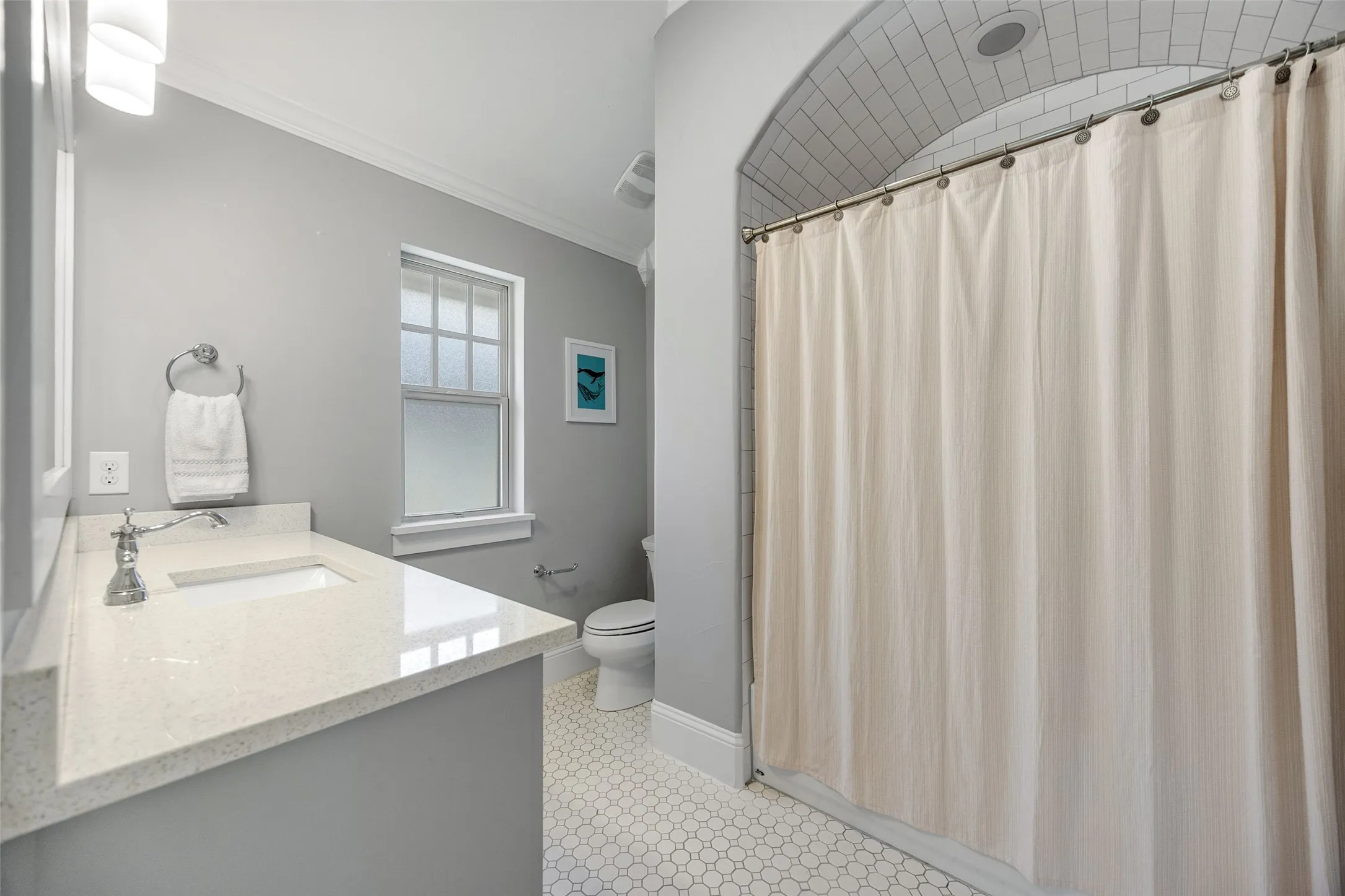 Single Family Residence For Sale in Dallas County , 5347 Miller Avenue, Dallas, Texas 75206, 4 Bedroom, 6 Bathroom, 2 Garage spaces, 4,655 Sqft, built in 2016, mls#21314546, Real Estate Agent in Dallas, Homes For Sale in Dallas county, Homes For Sale in Dallas, Realtor in Dallas Texas, Real Estate Brokerage Independent Realty Texas, Luminita Cordes Realtor