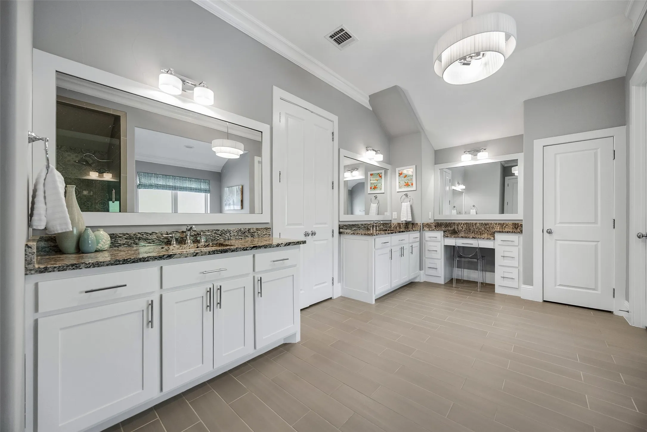 Single Family Residence For Sale in Dallas County , 5347 Miller Avenue, Dallas, Texas 75206, 4 Bedroom, 6 Bathroom, 2 Garage spaces, 4,655 Sqft, built in 2016, mls#21314546, Real Estate Agent in Dallas, Homes For Sale in Dallas county, Homes For Sale in Dallas, Realtor in Dallas Texas, Real Estate Brokerage Independent Realty Texas, Luminita Cordes Realtor