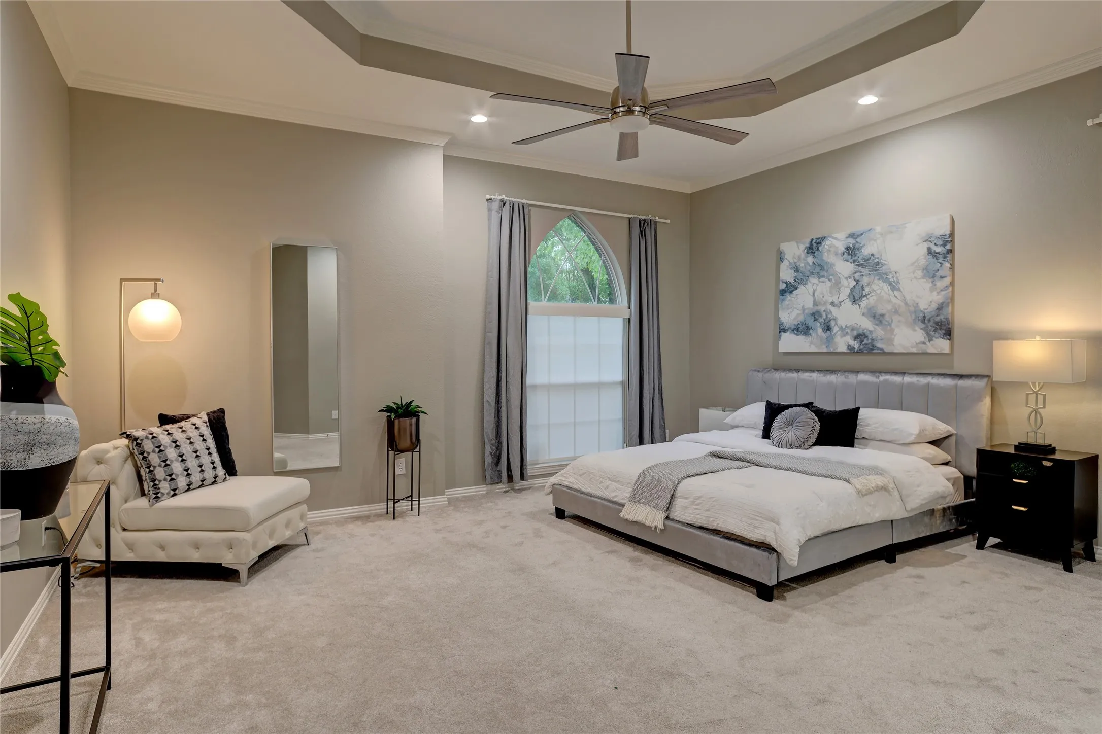 Single Family Residence For Rent in Collin County , 6009 Charleston Drive, Frisco, Texas 75035, 5 Bedroom, 4 Bathroom, 2 Garage spaces, 4,030 Sqft, built in 1993, mls#21314588, Real Estate Agent in Frisco, Homes For Rent in Collin county, Homes For Rent in Frisco, Realtor in Frisco Texas, Real Estate Brokerage Independent Realty Texas, Luminita Cordes Realtor