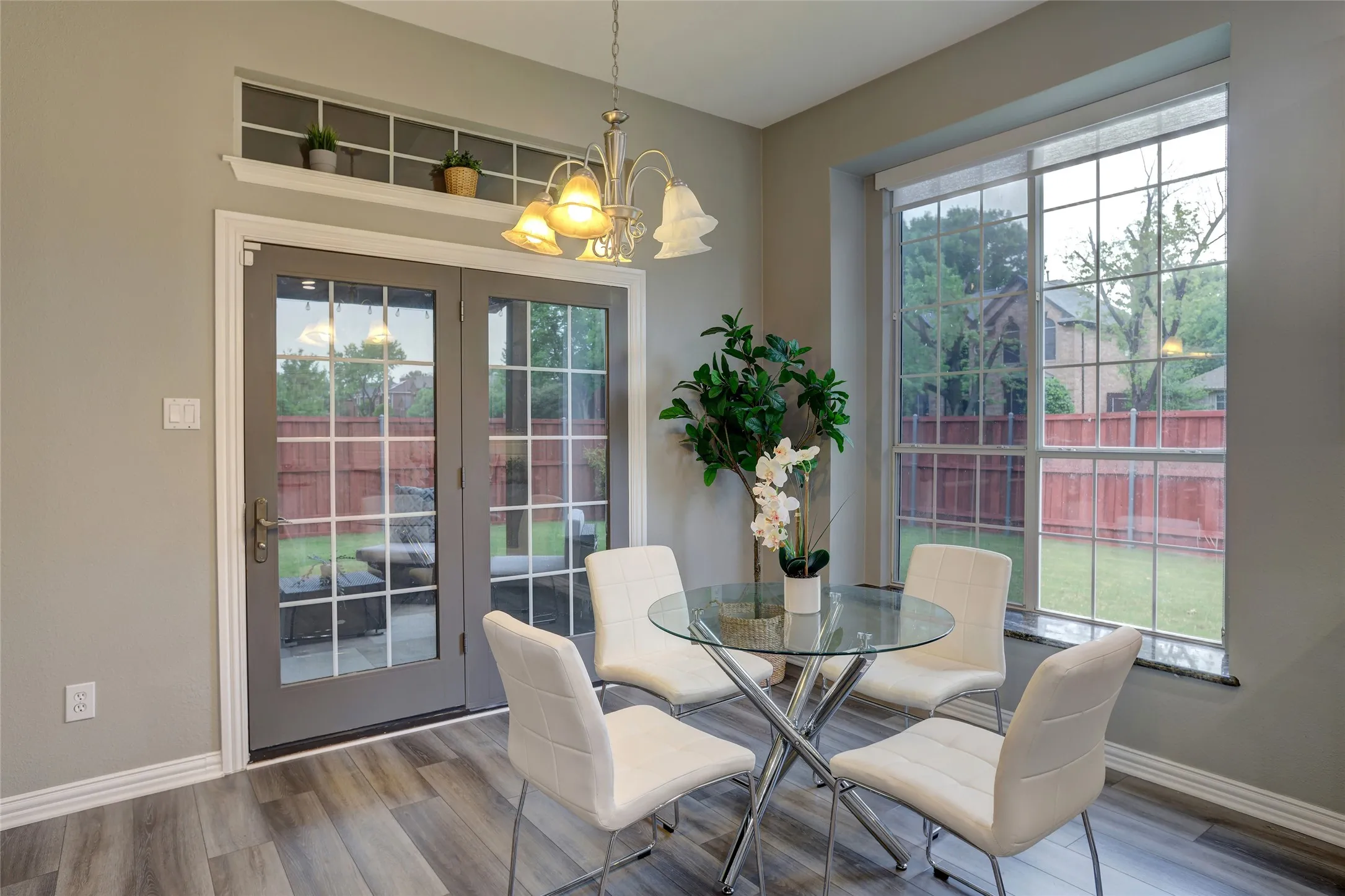 Single Family Residence For Rent in Collin County , 6009 Charleston Drive, Frisco, Texas 75035, 5 Bedroom, 4 Bathroom, 2 Garage spaces, 4,030 Sqft, built in 1993, mls#21314588, Real Estate Agent in Frisco, Homes For Rent in Collin county, Homes For Rent in Frisco, Realtor in Frisco Texas, Real Estate Brokerage Independent Realty Texas, Luminita Cordes Realtor