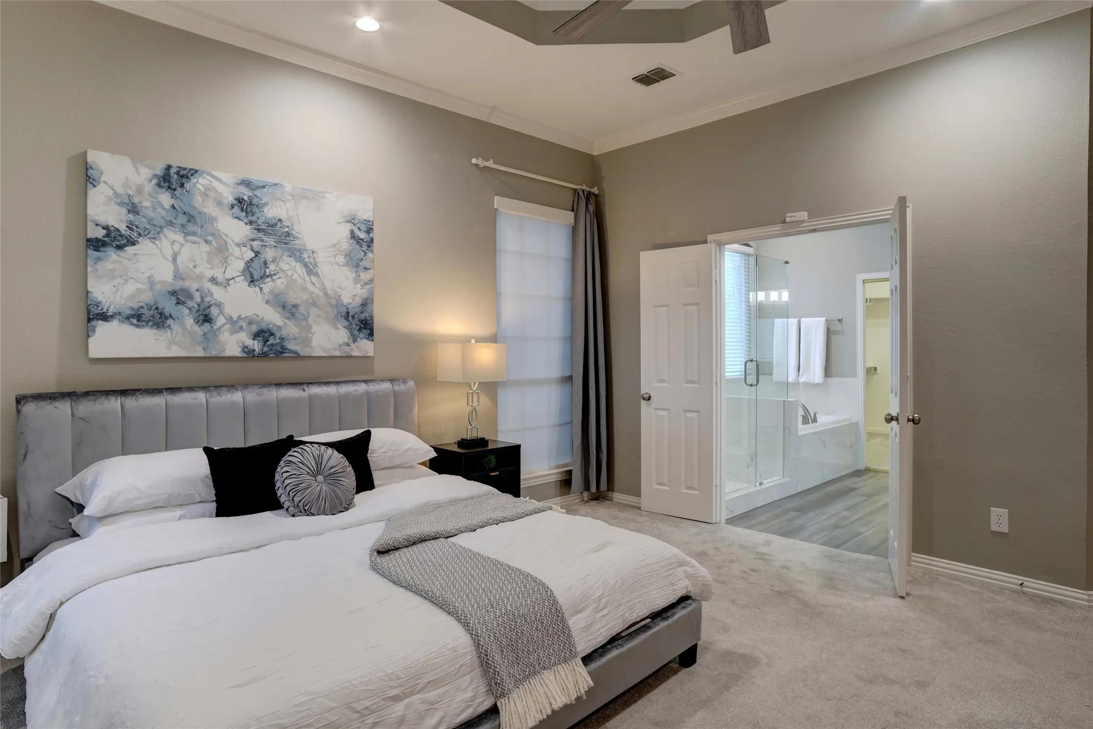 Single Family Residence For Rent in Collin County , 6009 Charleston Drive, Frisco, Texas 75035, 5 Bedroom, 4 Bathroom, 2 Garage spaces, 4,030 Sqft, built in 1993, mls#21314588, Real Estate Agent in Frisco, Homes For Rent in Collin county, Homes For Rent in Frisco, Realtor in Frisco Texas, Real Estate Brokerage Independent Realty Texas, Luminita Cordes Realtor