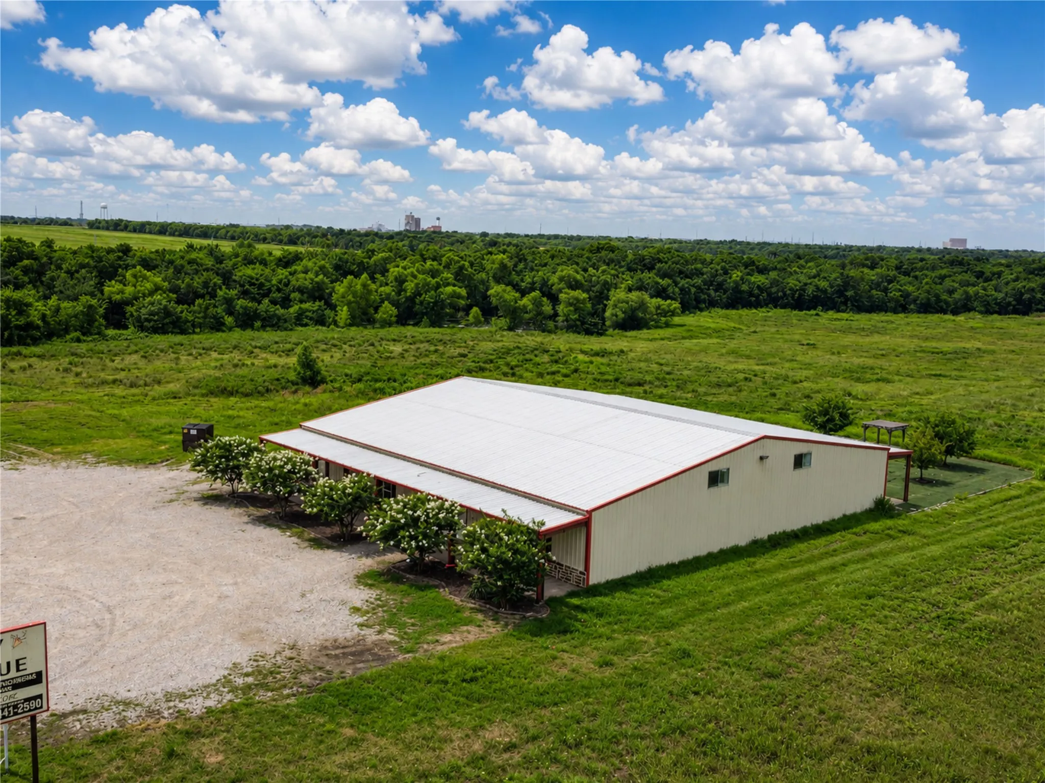 Warehouse For Rent in Hunt County , 2275 Highway 380, Greenville, Texas 75401, 0, 0, Garage spaces, 0 Sqft, built in 2012, mls#21314592, Real Estate Agent in Greenville, Homes For Rent in Hunt county, Homes For Rent in Greenville, Realtor in Greenville Texas, Real Estate Brokerage Independent Realty Texas, Luminita Cordes Realtor