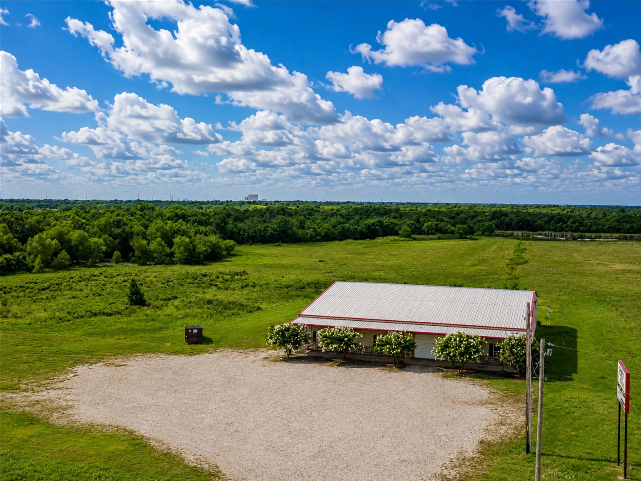 Warehouse For Rent in Hunt County , 2275 Highway 380, Greenville, Texas 75401, 0, 0, Garage spaces, 0 Sqft, built in 2012, mls#21314592, Real Estate Agent in Greenville, Homes For Rent in Hunt county, Homes For Rent in Greenville, Realtor in Greenville Texas, Real Estate Brokerage Independent Realty Texas, Luminita Cordes Realtor
