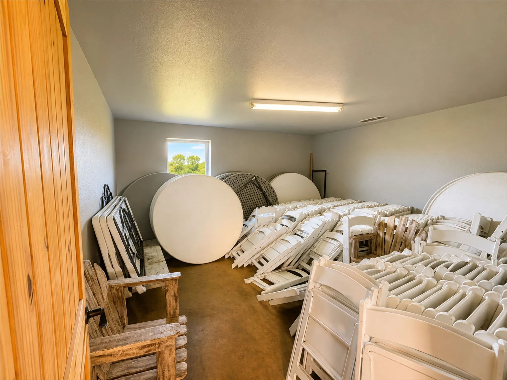 Warehouse For Rent in Hunt County , 2275 Highway 380, Greenville, Texas 75401, 0, 0, Garage spaces, 0 Sqft, built in 2012, mls#21314592, Real Estate Agent in Greenville, Homes For Rent in Hunt county, Homes For Rent in Greenville, Realtor in Greenville Texas, Real Estate Brokerage Independent Realty Texas, Luminita Cordes Realtor