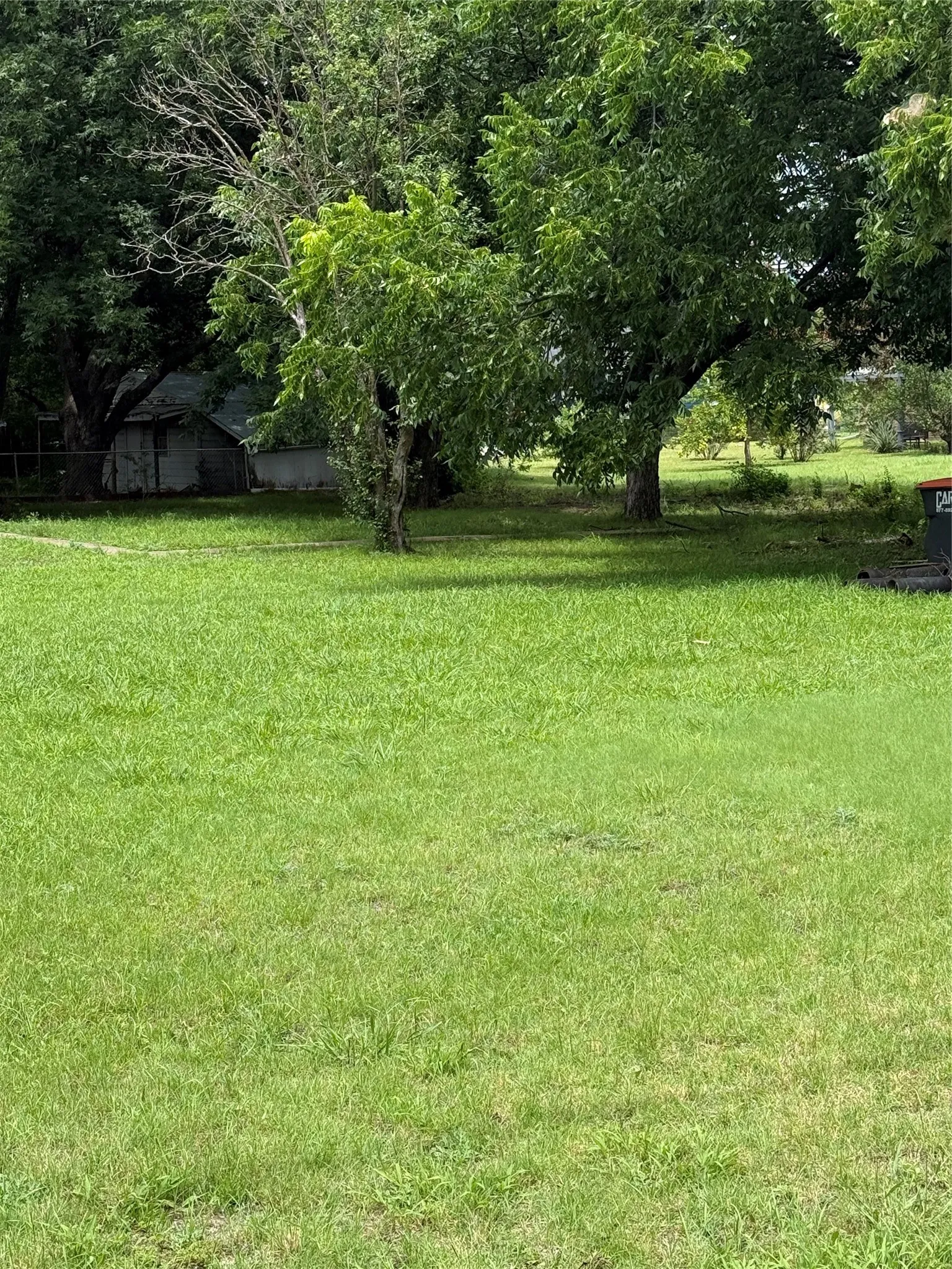 Single Family Residence For Sale in Collin County , 116 N Anthony Street, Anna, Texas 75409, 1 Bedroom, 2 Bathroom, Garage spaces, 651 Sqft, built in 1960, mls#21314547, Real Estate Agent in Anna, Homes For Sale in Collin county, Homes For Sale in Anna, Realtor in Anna Texas, Real Estate Brokerage Independent Realty Texas, Luminita Cordes Realtor