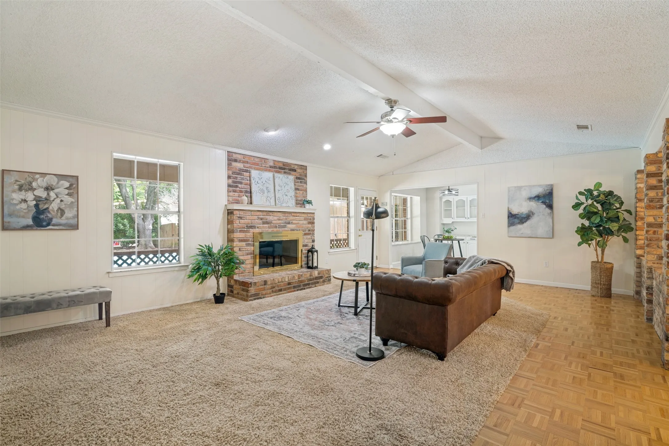 Single Family Residence For Sale in Dallas County , 5802 Pecan Grove Drive, Sachse, Texas 75048, 4 Bedroom, 3 Bathroom, 2 Garage spaces, 2,725 Sqft, built in 1978, mls#21313404, Real Estate Agent in Sachse, Homes For Sale in Dallas county, Homes For Sale in Sachse, Realtor in Sachse Texas, Real Estate Brokerage Independent Realty Texas, Luminita Cordes Realtor