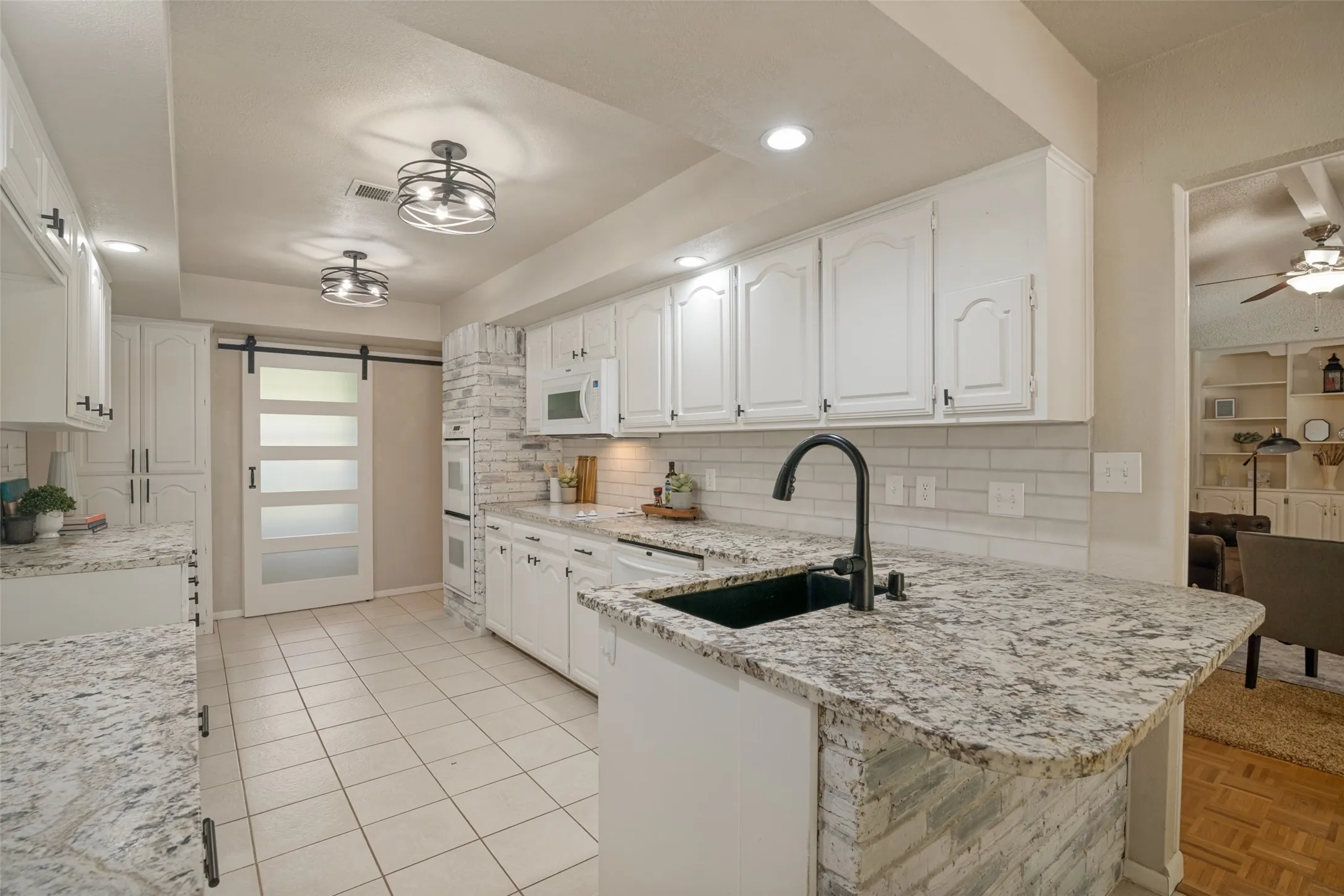 Single Family Residence For Sale in Dallas County , 5802 Pecan Grove Drive, Sachse, Texas 75048, 4 Bedroom, 3 Bathroom, 2 Garage spaces, 2,725 Sqft, built in 1978, mls#21313404, Real Estate Agent in Sachse, Homes For Sale in Dallas county, Homes For Sale in Sachse, Realtor in Sachse Texas, Real Estate Brokerage Independent Realty Texas, Luminita Cordes Realtor