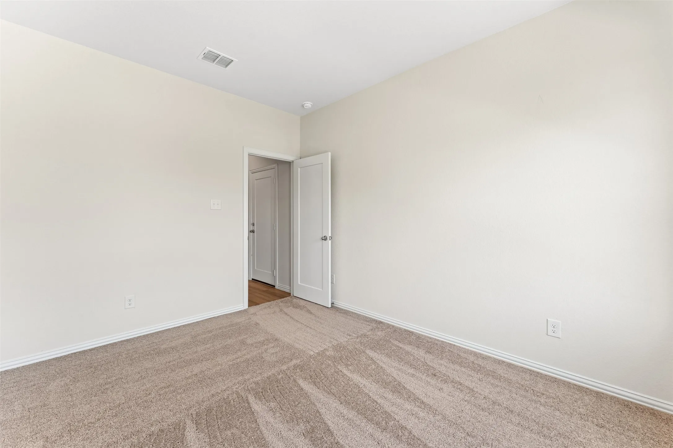 Single Family Residence For Sale in Mc Lennan County , 11108 Undae Court, Waco, Texas 76655, 3 Bedroom, 2 Bathroom, 2 Garage spaces, 1,414 Sqft, built in 2026, mls#21314602, Real Estate Agent in Waco, Homes For Sale in Mc Lennan county, Homes For Sale in Waco, Realtor in Waco Texas, Real Estate Brokerage Independent Realty Texas, Luminita Cordes Realtor
