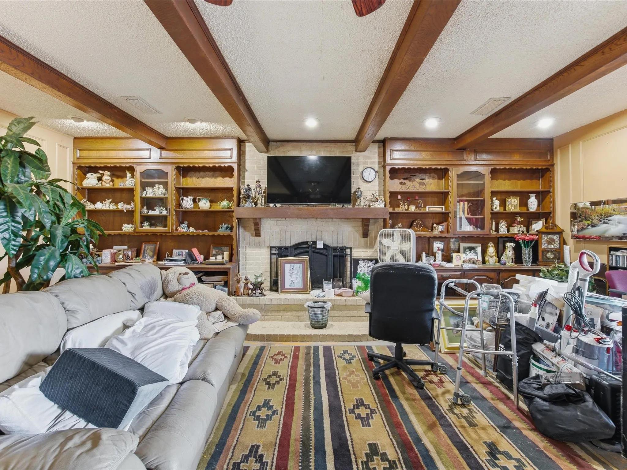 Converted Den