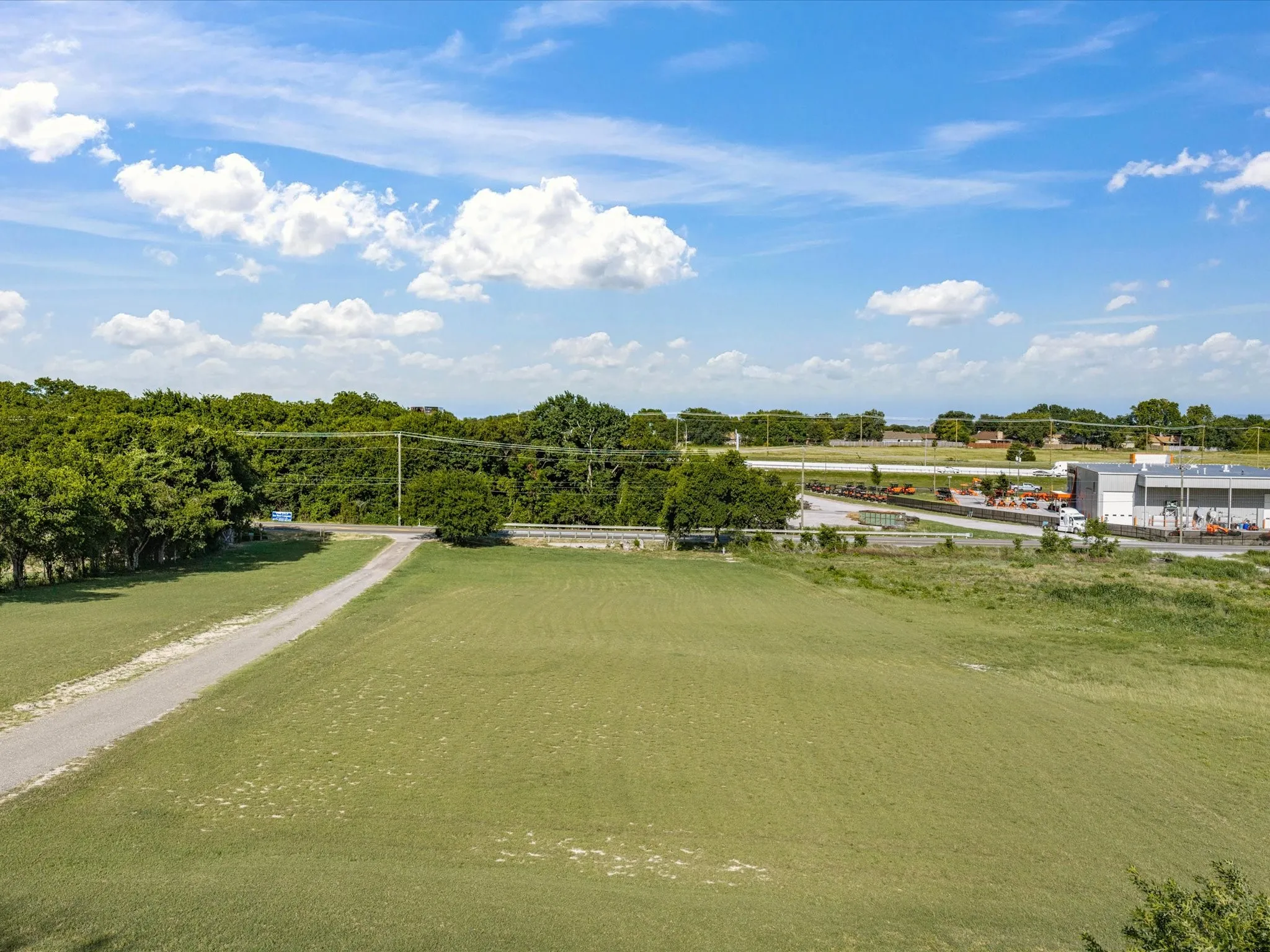 Driveway - view toward Ovilla Road