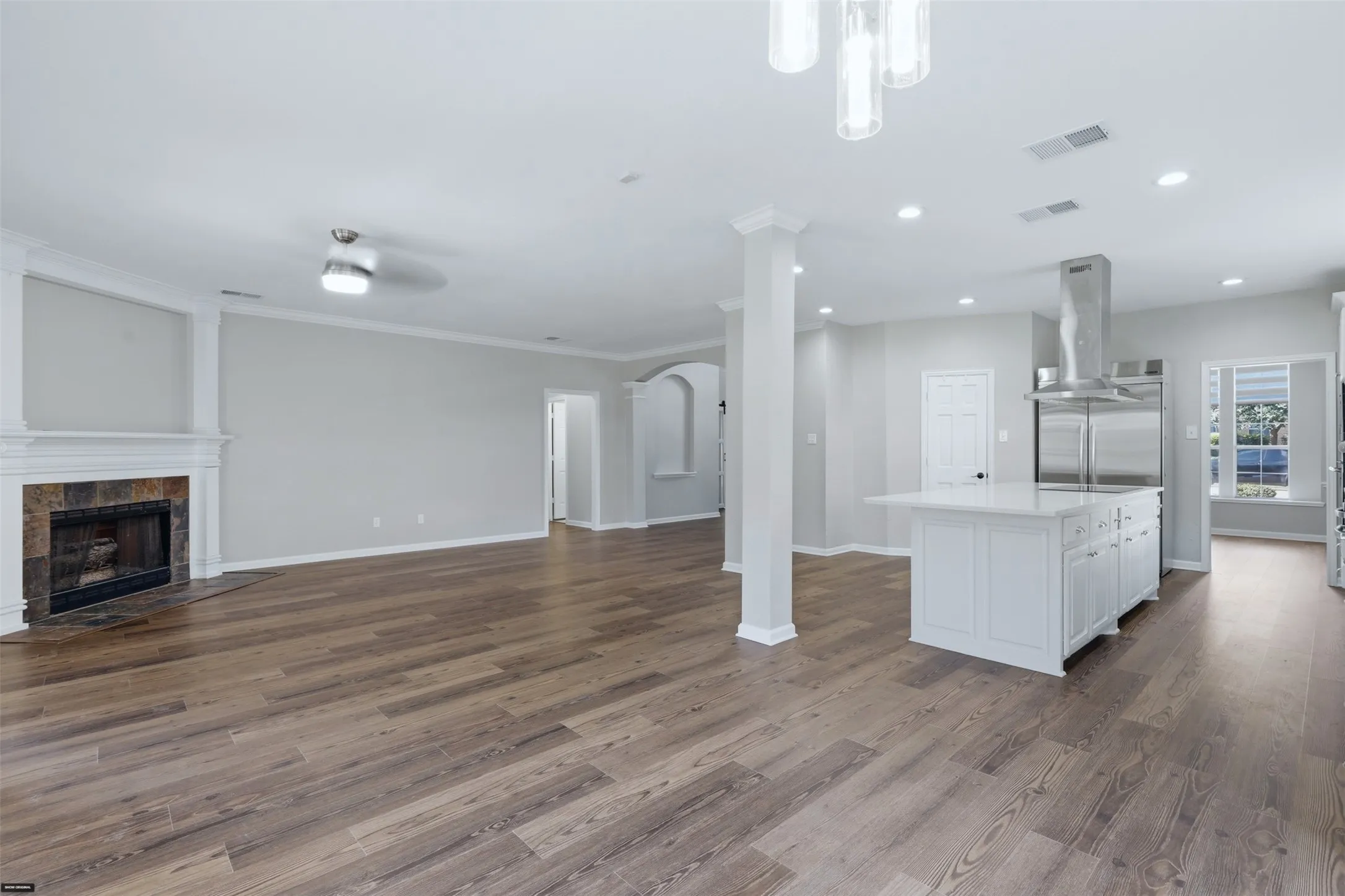Single Family Residence For Sale in Denton County , 3601 Sandhurst Drive, Flower Mound, Texas 75022, 5 Bedroom, 4 Bathroom, 2 Garage spaces, 3,673 Sqft, built in 1995, mls#21313607, Real Estate Agent in Flower Mound, Homes For Sale in Denton county, Homes For Sale in Flower Mound, Realtor in Flower Mound Texas, Real Estate Brokerage Independent Realty Texas, Luminita Cordes Realtor