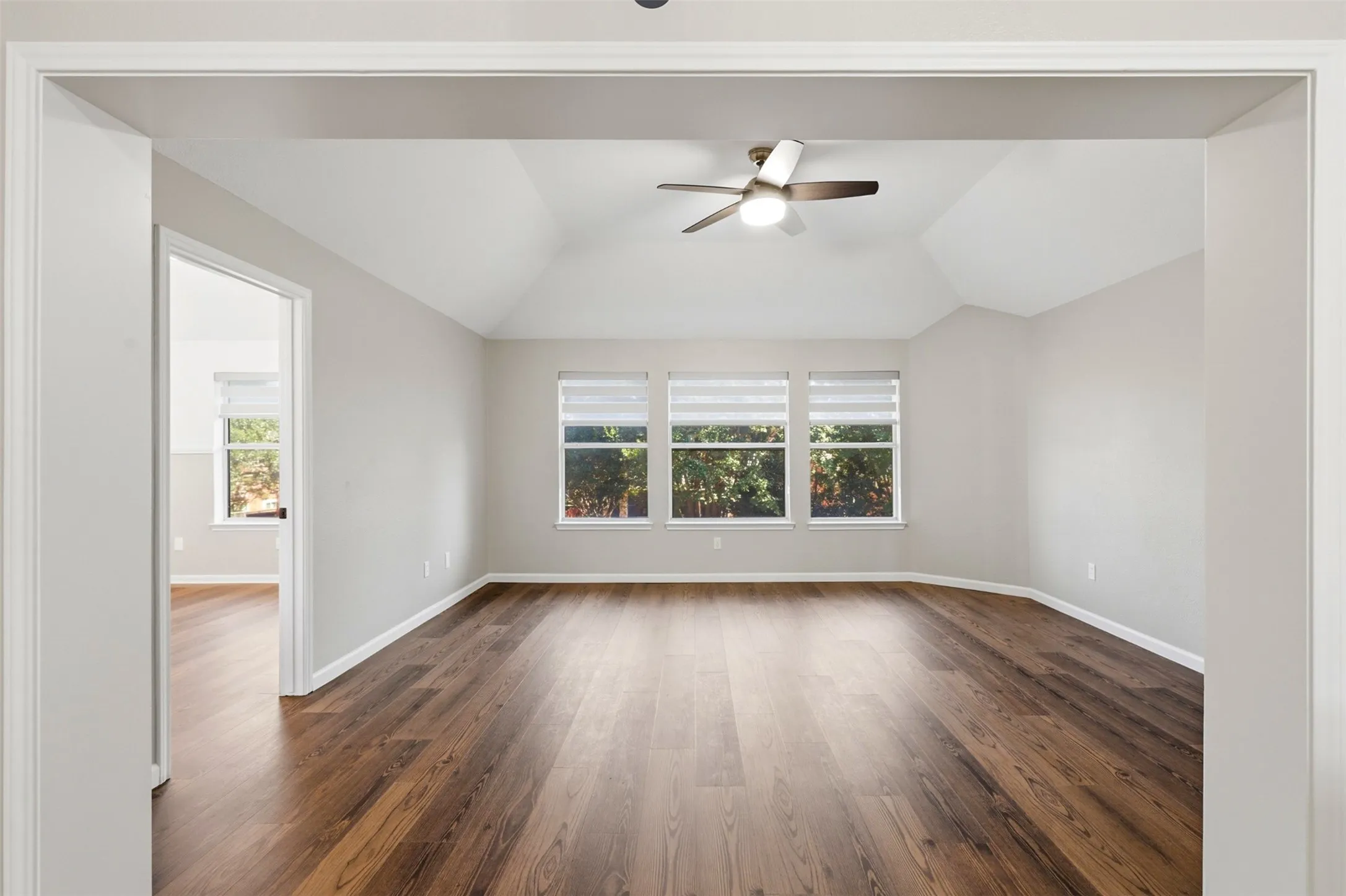 Single Family Residence For Sale in Denton County , 3601 Sandhurst Drive, Flower Mound, Texas 75022, 5 Bedroom, 4 Bathroom, 2 Garage spaces, 3,673 Sqft, built in 1995, mls#21313607, Real Estate Agent in Flower Mound, Homes For Sale in Denton county, Homes For Sale in Flower Mound, Realtor in Flower Mound Texas, Real Estate Brokerage Independent Realty Texas, Luminita Cordes Realtor