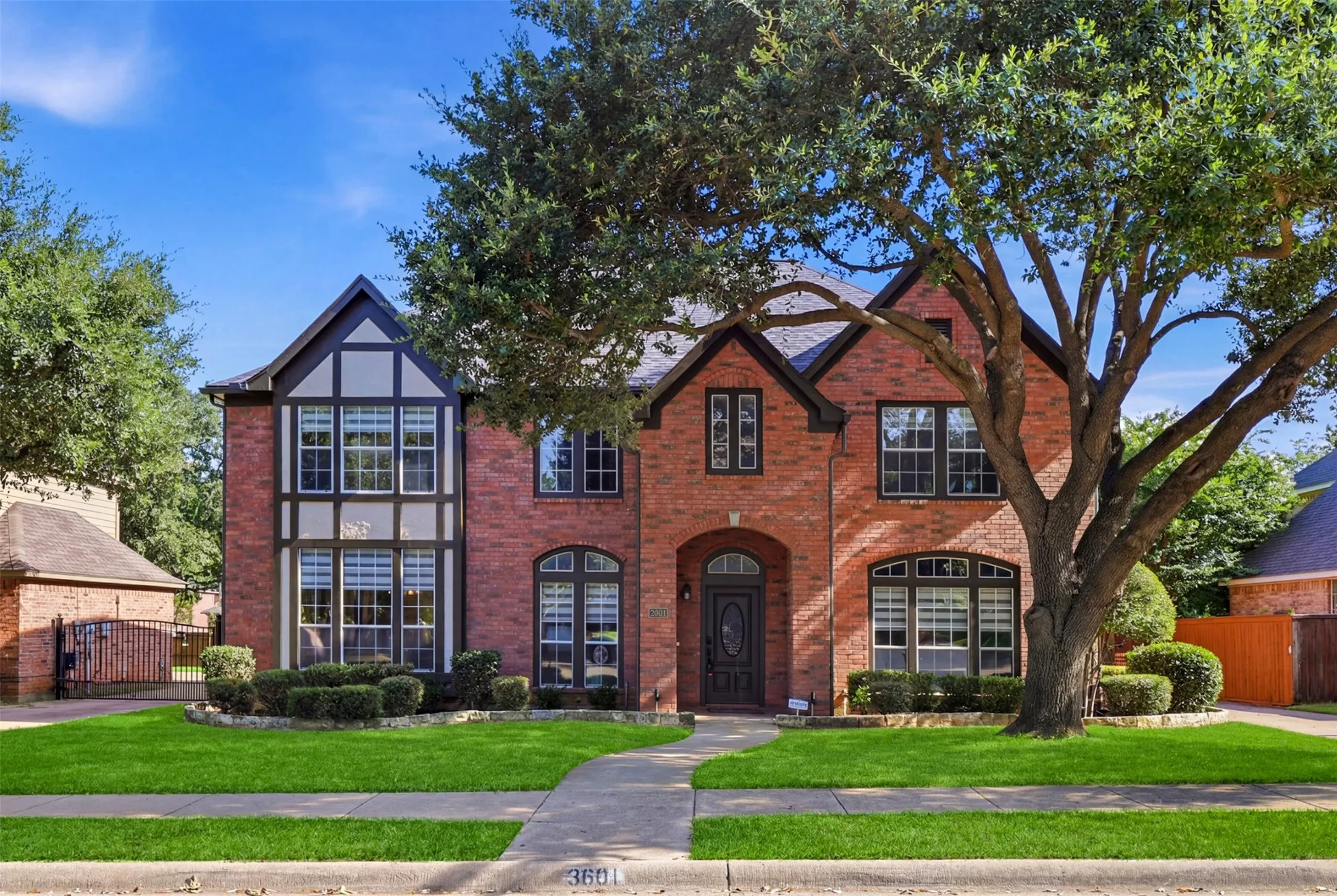 Single Family Residence For Sale in Denton County , 3601 Sandhurst Drive, Flower Mound, Texas 75022, 5 Bedroom, 4 Bathroom, 2 Garage spaces, 3,673 Sqft, built in 1995, mls#21313607, Real Estate Agent in Flower Mound, Homes For Sale in Denton county, Homes For Sale in Flower Mound, Realtor in Flower Mound Texas, Real Estate Brokerage Independent Realty Texas, Luminita Cordes Realtor