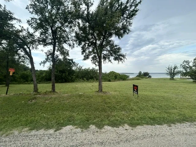 Unimproved Land For Sale in Wise County , 000 Twin Hills Road, Lake Bridgeport, Texas 76426, 0, 0, Garage spaces, 0 Sqft, built in 0, mls#21314496, Real Estate Agent in Lake Bridgeport, Homes For Sale in Wise county, Homes For Sale in Lake Bridgeport, Realtor in Lake Bridgeport Texas, Real Estate Brokerage Independent Realty Texas, Luminita Cordes Realtor