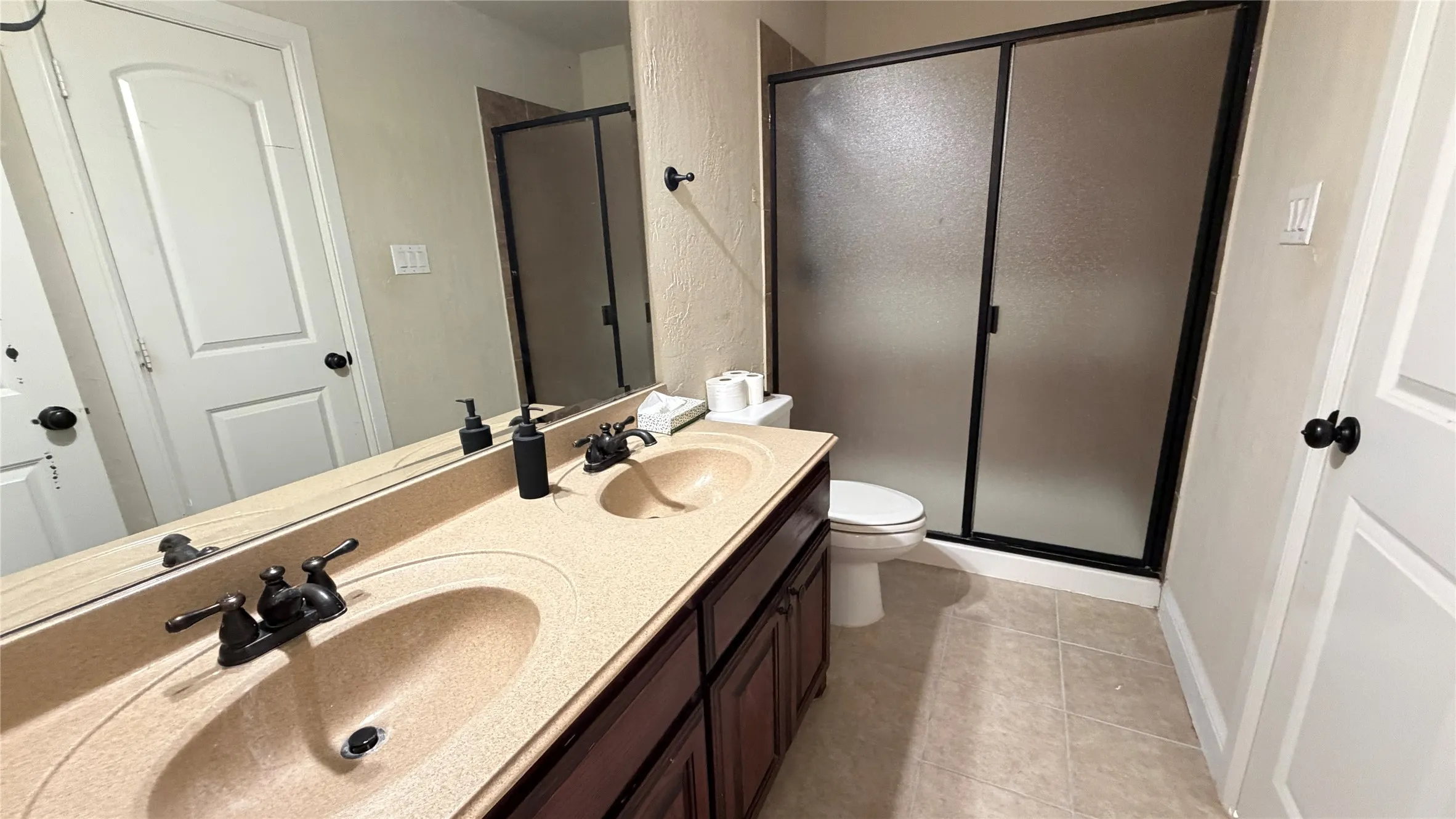 Single Family Residence For Rent in Tarrant County , 6728 S Fork Drive, North Richland Hills, Texas 76182, 6 Bedrooms, 5 Bathrooms, 3 Garage spaces, 4,593 Sqft, built in 2012, Price $4,700, mls#21314611, Real Estate Agent in North Richland Hills, Homes For Rent in Tarrant county, Homes For Rent in North Richland Hills, Realtor in North Richland Hills Texas, Real Estate Brokerage Independent Realty Texas, Luminita Cordes Realtor