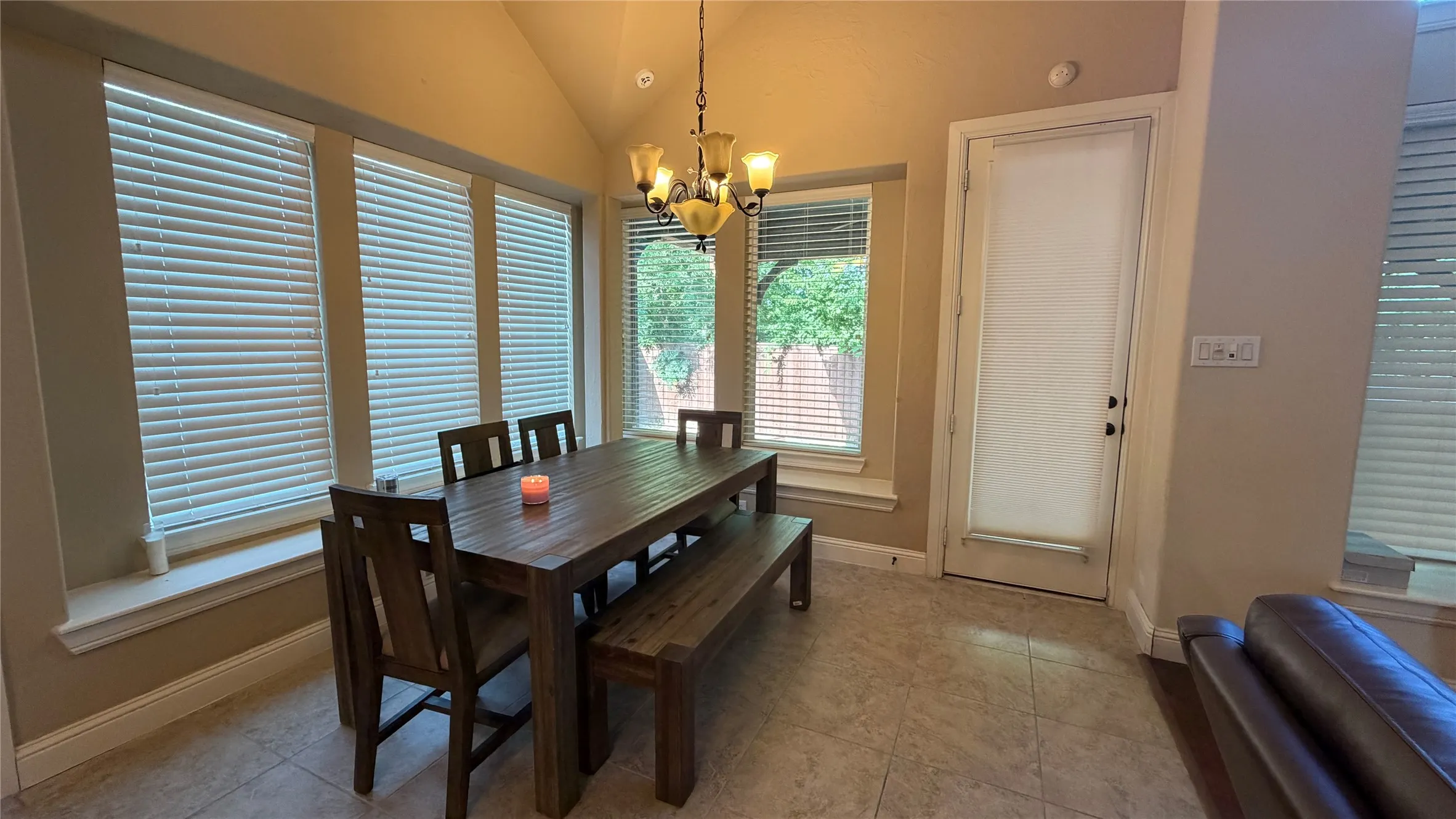 Single Family Residence For Rent in Tarrant County , 6728 S Fork Drive, North Richland Hills, Texas 76182, 6 Bedrooms, 5 Bathrooms, 3 Garage spaces, 4,593 Sqft, built in 2012, Price $4,700, mls#21314611, Real Estate Agent in North Richland Hills, Homes For Rent in Tarrant county, Homes For Rent in North Richland Hills, Realtor in North Richland Hills Texas, Real Estate Brokerage Independent Realty Texas, Luminita Cordes Realtor