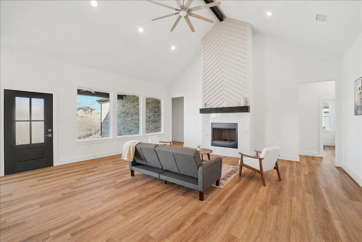 Single Family Residence For Sale in Parker County , 340 Slimp Bluff, Azle, Texas 76020, 4 Bedroom, 3 Bathroom, 2 Garage spaces, 2,368 Sqft, built in 2026, mls#21314131, Real Estate Agent in Azle, Homes For Sale in Parker county, Homes For Sale in Azle, Realtor in Azle Texas, Real Estate Brokerage Independent Realty Texas, Luminita Cordes Realtor