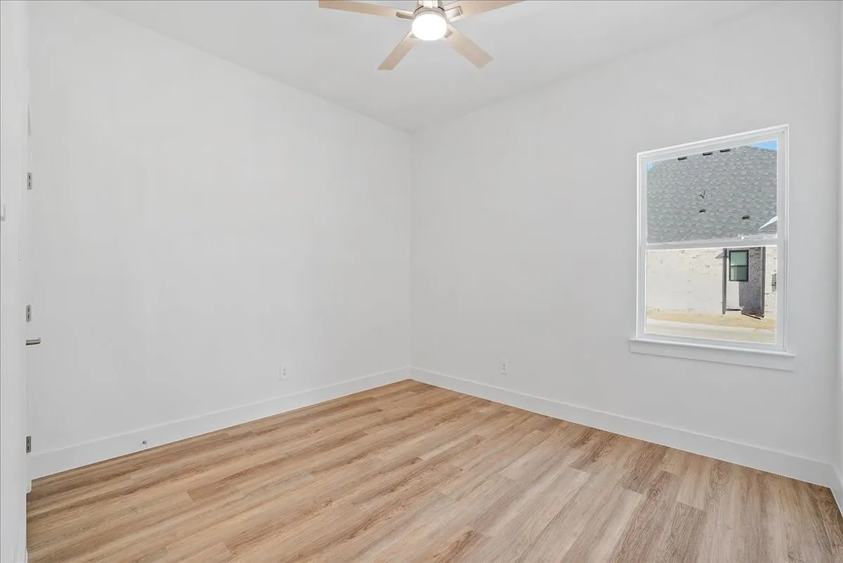 Single Family Residence For Sale in Parker County , 340 Slimp Bluff, Azle, Texas 76020, 4 Bedroom, 3 Bathroom, 2 Garage spaces, 2,368 Sqft, built in 2026, mls#21314131, Real Estate Agent in Azle, Homes For Sale in Parker county, Homes For Sale in Azle, Realtor in Azle Texas, Real Estate Brokerage Independent Realty Texas, Luminita Cordes Realtor