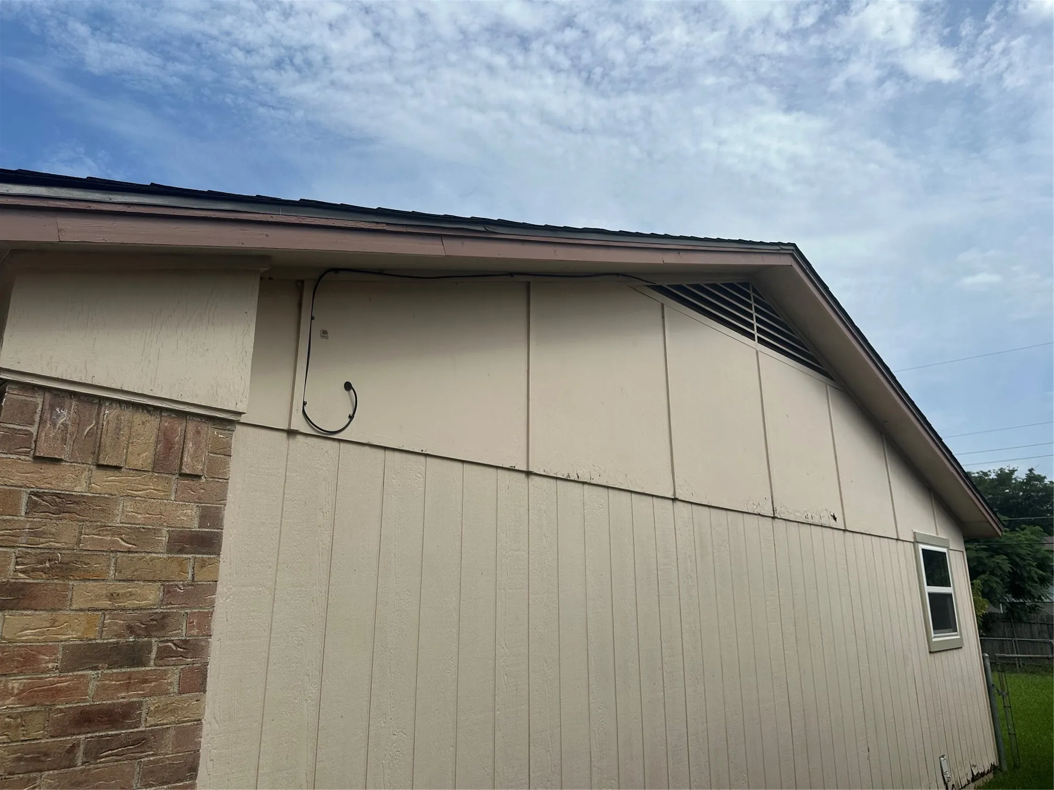 Single Family Residence For Sale in Dallas County , 1110 Barclay Drive, Mesquite, Texas 75149, 3 Bedroom, 2 Bathroom, 1 Garage spaces, 1,250 Sqft, built in 1965, mls#21311837, Real Estate Agent in Mesquite, Homes For Sale in Dallas county, Homes For Sale in Mesquite, Realtor in Mesquite Texas, Real Estate Brokerage Independent Realty Texas, Luminita Cordes Realtor