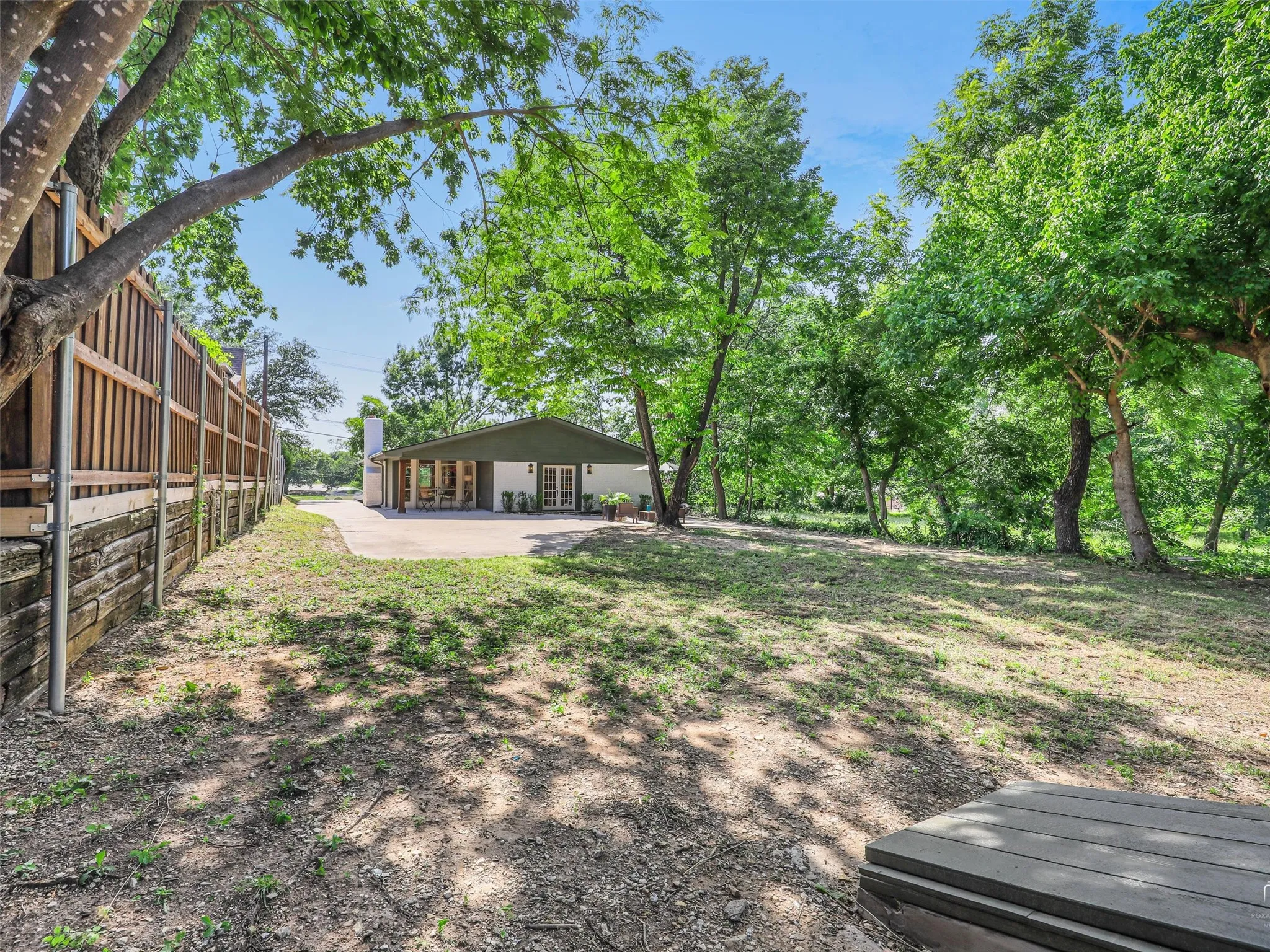 Single Family Residence For Sale in Collin County , 9800 N County, Frisco, Texas 75033, 3 Bedroom, 3 Bathroom, Garage spaces, 1,784 Sqft, built in 1976, mls#21313815, Real Estate Agent in Frisco, Homes For Sale in Collin county, Homes For Sale in Frisco, Realtor in Frisco Texas, Real Estate Brokerage Independent Realty Texas, Luminita Cordes Realtor