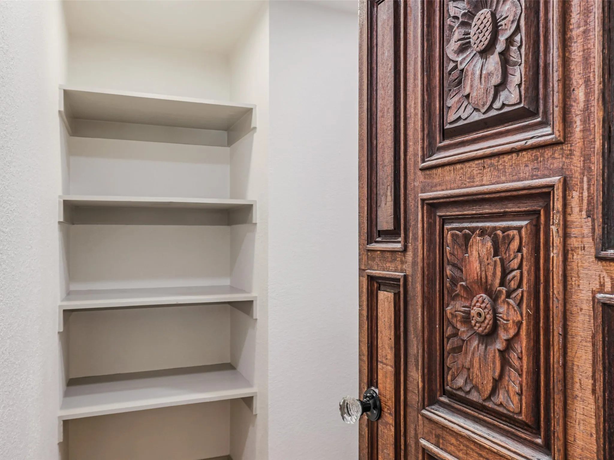 Single Family Residence For Sale in Collin County , 9800 N County, Frisco, Texas 75033, 3 Bedroom, 3 Bathroom, Garage spaces, 1,784 Sqft, built in 1976, mls#21313815, Real Estate Agent in Frisco, Homes For Sale in Collin county, Homes For Sale in Frisco, Realtor in Frisco Texas, Real Estate Brokerage Independent Realty Texas, Luminita Cordes Realtor