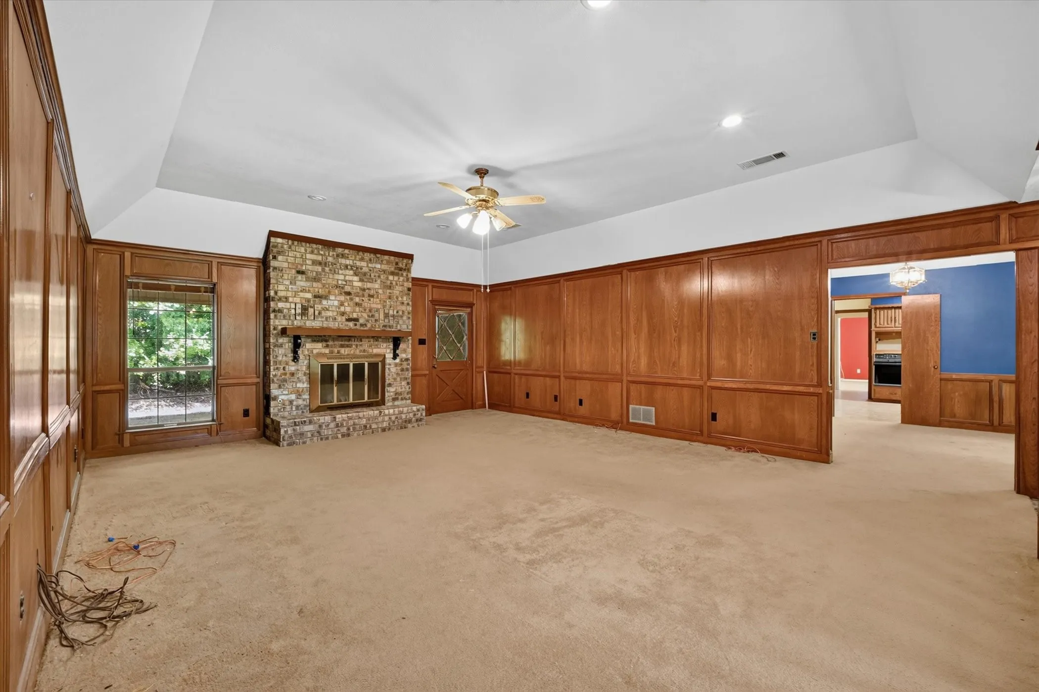 Single Family Residence For Sale in Collin County , 101 Primrose, New Hope, Texas 75071, 3 Bedroom, 2 Bathroom, 2 Garage spaces, 2,366 Sqft, built in 1978, mls#21314619, Real Estate Agent in New Hope, Homes For Sale in Collin county, Homes For Sale in New Hope, Realtor in New Hope Texas, Real Estate Brokerage Independent Realty Texas, Luminita Cordes Realtor