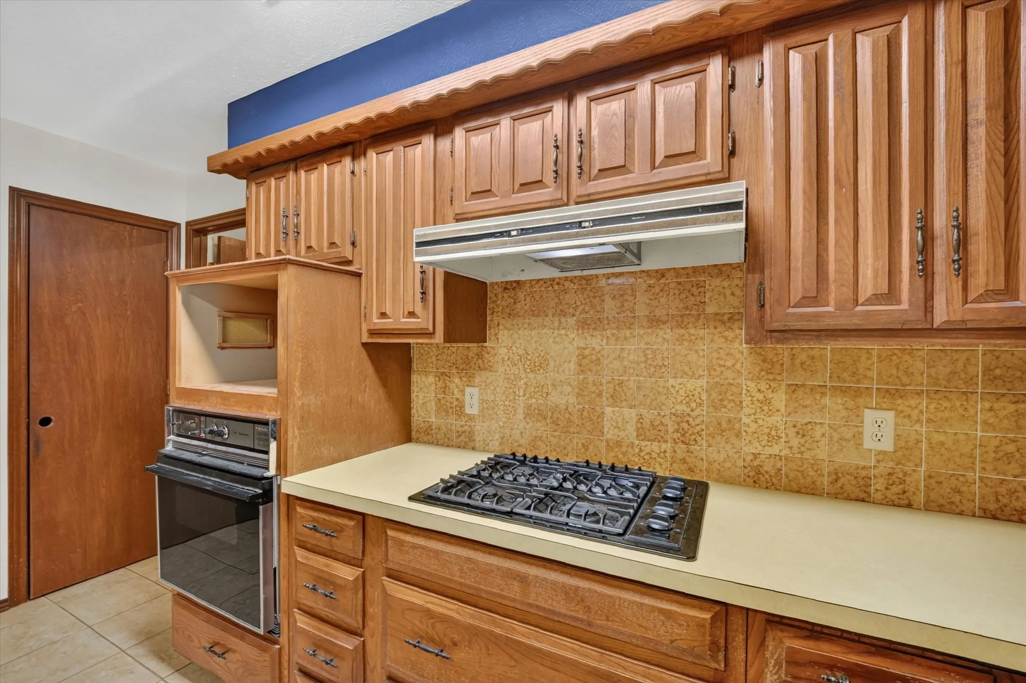 Single Family Residence For Sale in Collin County , 101 Primrose, New Hope, Texas 75071, 3 Bedroom, 2 Bathroom, 2 Garage spaces, 2,366 Sqft, built in 1978, mls#21314619, Real Estate Agent in New Hope, Homes For Sale in Collin county, Homes For Sale in New Hope, Realtor in New Hope Texas, Real Estate Brokerage Independent Realty Texas, Luminita Cordes Realtor